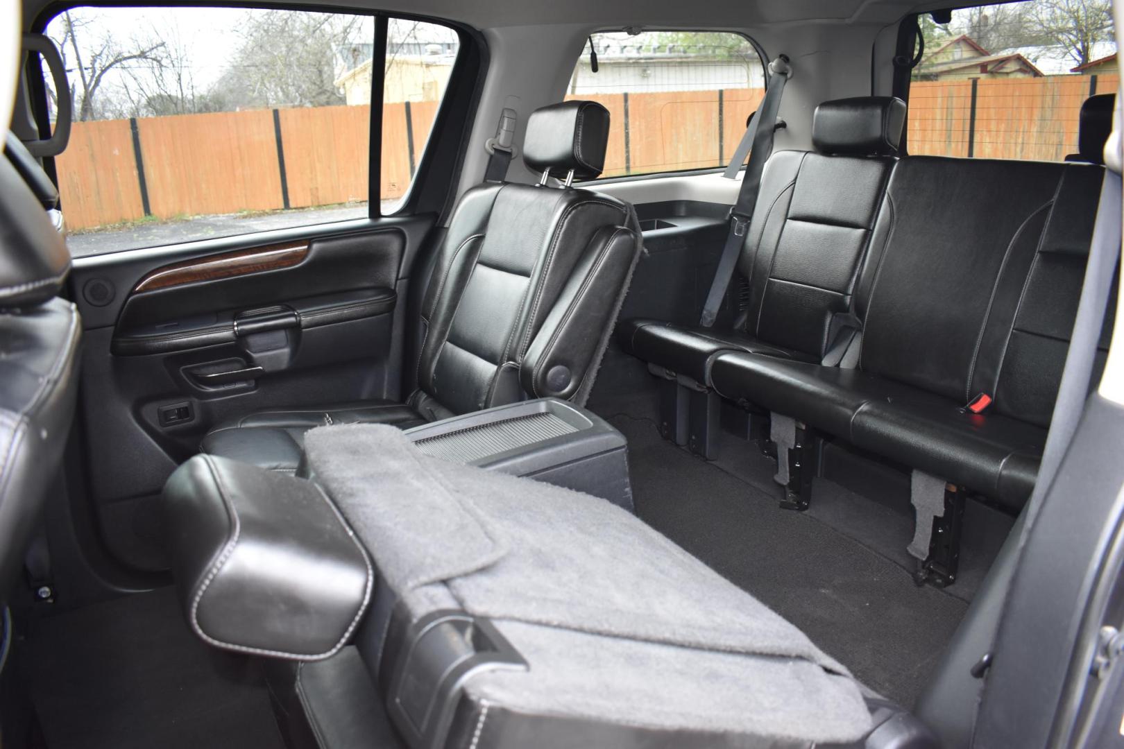 2010 BLACK NISSAN ARMADA SE 2WD (5N1BA0ND3AN) with an 5.6L V8 DOHC 32V FFV engine, 5-SPEED AUTOMATIC transmission, located at 420 E. Kingsbury St., Seguin, TX, 78155, (830) 401-0495, 29.581060, -97.961647 - Photo#4