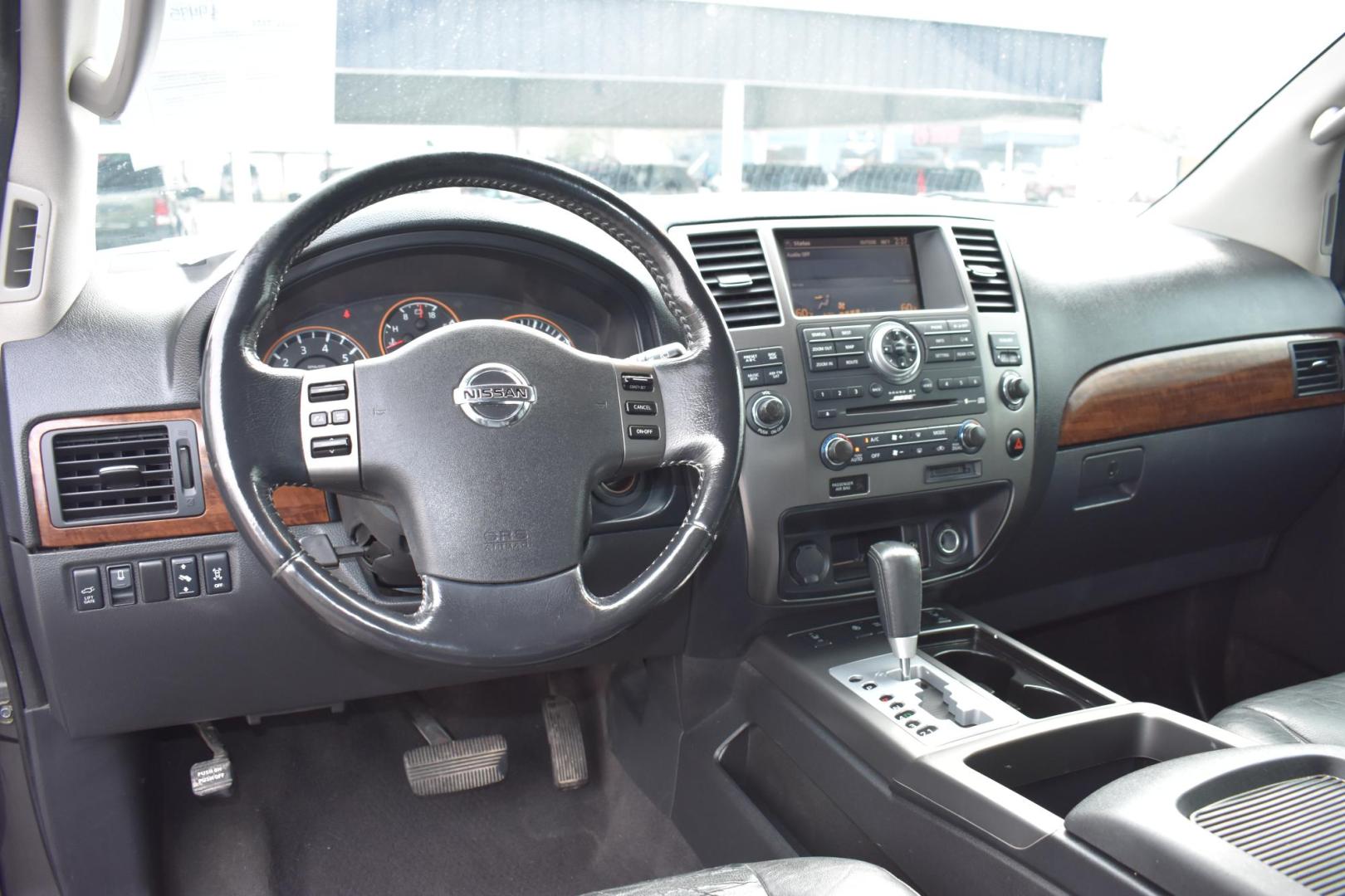 2010 BLACK NISSAN ARMADA SE 2WD (5N1BA0ND3AN) with an 5.6L V8 DOHC 32V FFV engine, 5-SPEED AUTOMATIC transmission, located at 420 E. Kingsbury St., Seguin, TX, 78155, (830) 401-0495, 29.581060, -97.961647 - Photo#5