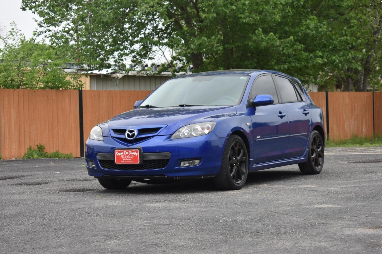 2008 BLUE MAZDA MAZDA3 s Grand Touring 5-Door (JM1BK343281) with an 2.3L L4 DOHC 16V engine, 5-SPEED AUTOMATIC OR 5-SPEED MANUAL transmission, located at 420 E. Kingsbury St., Seguin, TX, 78155, (830) 401-0495, 29.581060, -97.961647 - Photo#0