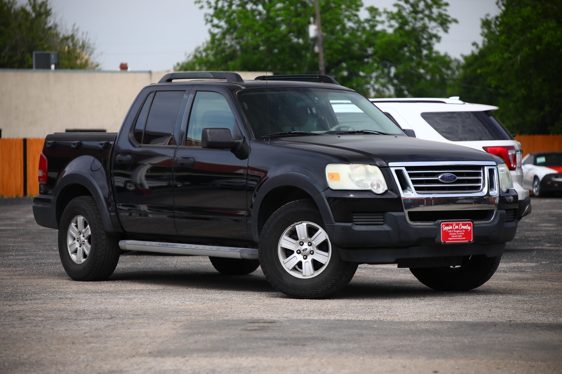 photo of 2007 FORD EXPLORER SPORT TRAC SUV TRUCK 4-DR