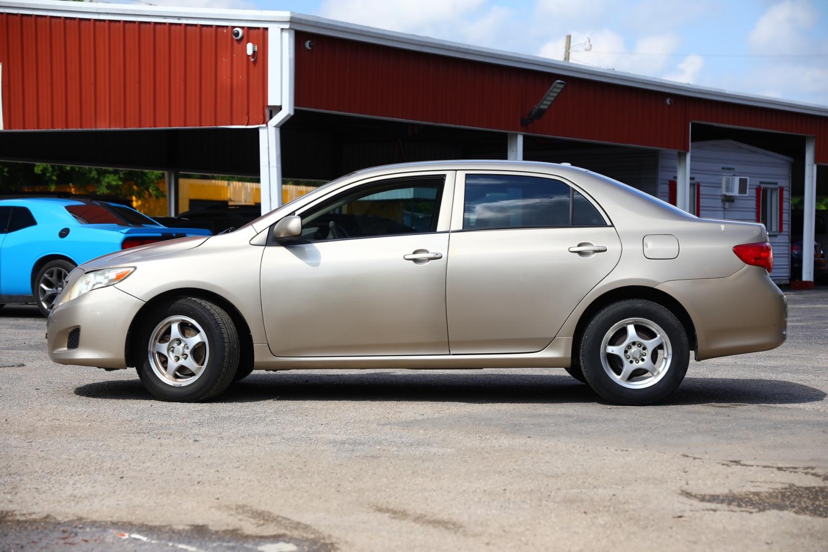 2009 BROWN TOYOTA COROLLA Base 4-Speed AT (1NXBU40E89Z) with an 1.8L L4 DOHC 16V engine, 4-SPEED AUTOMATIC transmission, located at 420 E. Kingsbury St., Seguin, TX, 78155, (830) 401-0495, 29.581060, -97.961647 - Photo#10