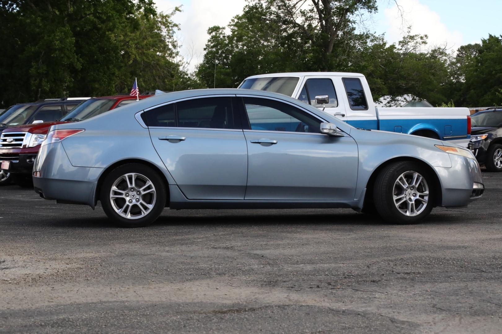 2011 BLUE ACURA TL 5-Speed AT (19UUA8F29BA) with an 3.5L V6 SOHC 24V engine, 5-SPEED AUTOMATIC transmission, located at 420 E. Kingsbury St., Seguin, TX, 78155, (830) 401-0495, 29.581060, -97.961647 - Photo#3