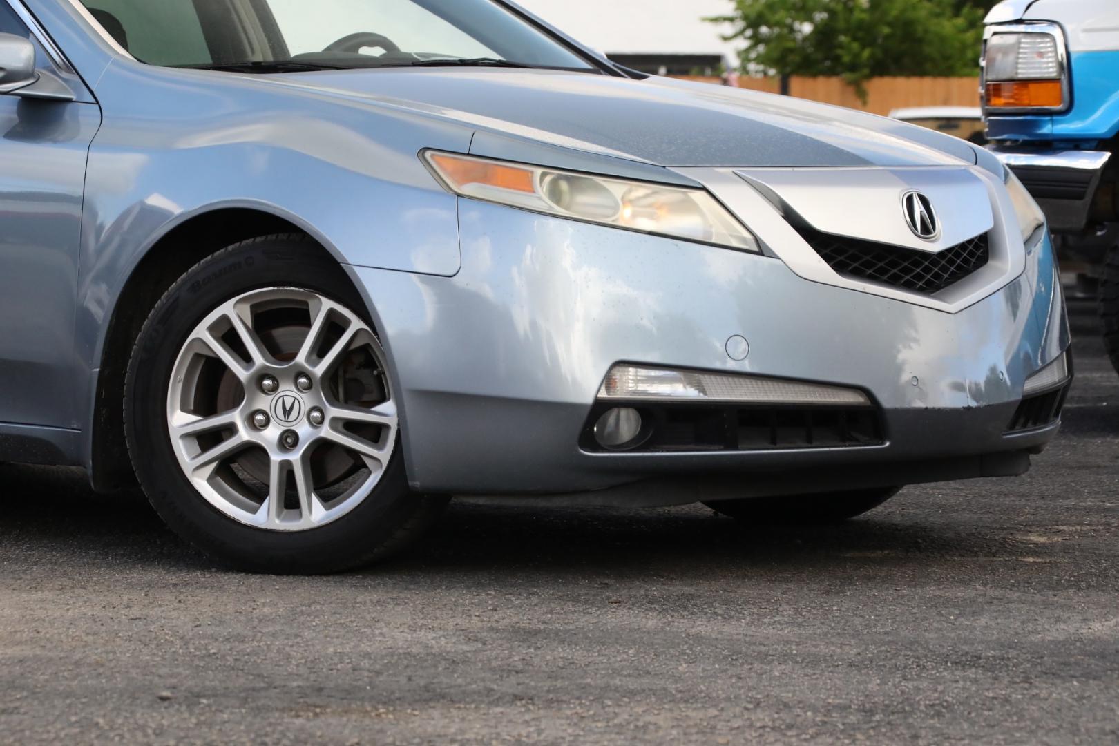 2011 BLUE ACURA TL 5-Speed AT (19UUA8F29BA) with an 3.5L V6 SOHC 24V engine, 5-SPEED AUTOMATIC transmission, located at 420 E. Kingsbury St., Seguin, TX, 78155, (830) 401-0495, 29.581060, -97.961647 - Photo#2