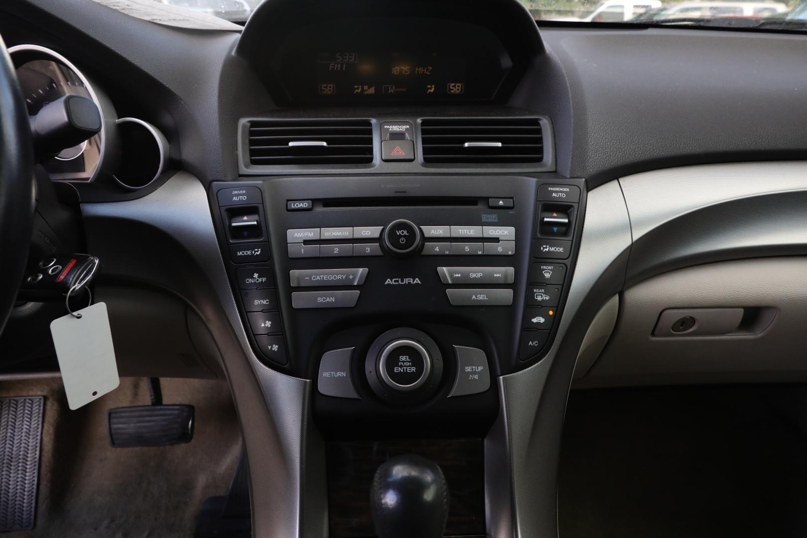 2011 BLUE ACURA TL 5-Speed AT (19UUA8F29BA) with an 3.5L V6 SOHC 24V engine, 5-SPEED AUTOMATIC transmission, located at 420 E. Kingsbury St., Seguin, TX, 78155, (830) 401-0495, 29.581060, -97.961647 - Photo#7