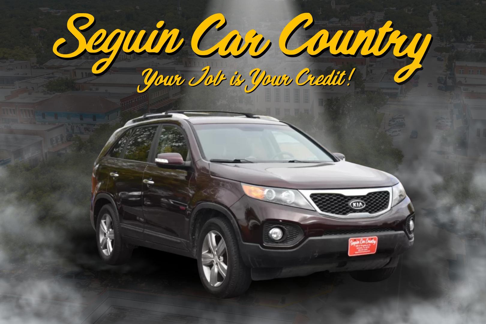 2013 MAROON Kia Sorento EX V6 2WD (5XYKU3A25DG) with an 3.5L V6 DOHC 24V engine, 6-Speed Automatic transmission, located at 420 E. Kingsbury St., Seguin, TX, 78155, (830) 401-0495, 29.581060, -97.961647 - Photo#0