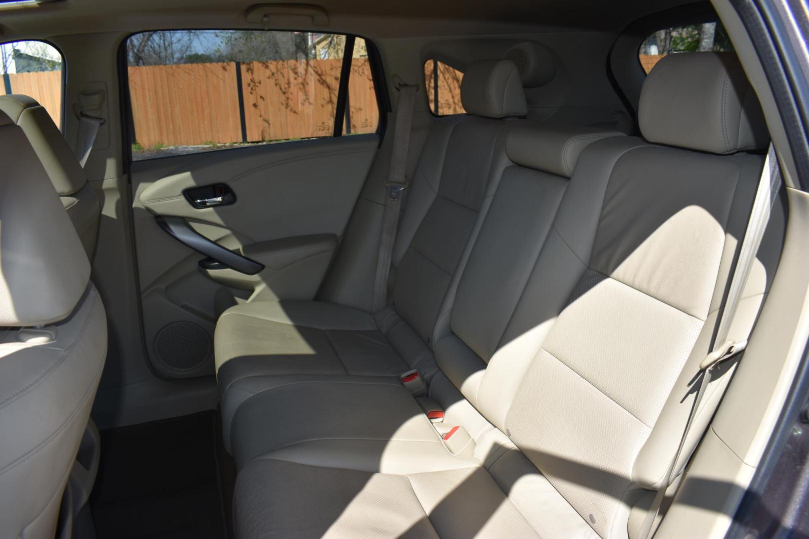 2013 BROWN Acura RDX 6-Spd AT w/ Technology Package (5J8TB3H50DL) with an 2.3L L4 DOHC 16V engine, 6-Speed Automatic transmission, located at 420 E. Kingsbury St., Seguin, TX, 78155, (830) 401-0495, 29.581060, -97.961647 - Photo#5