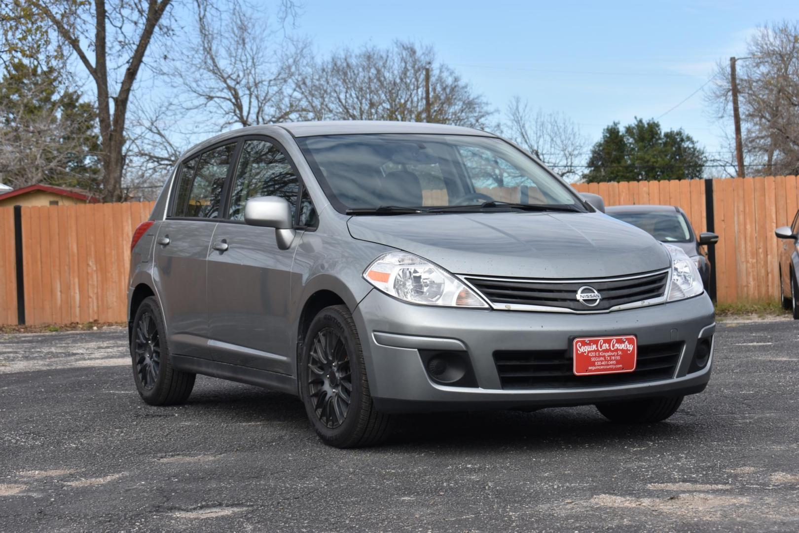 2011 GRAY Nissan Versa 1.8 S Hatchback (3N1BC1CPXBL) with an 1.8L L4 DOHC 16V engine, located at 420 E. Kingsbury St., Seguin, TX, 78155, (830) 401-0495, 29.581060, -97.961647 - Photo#0
