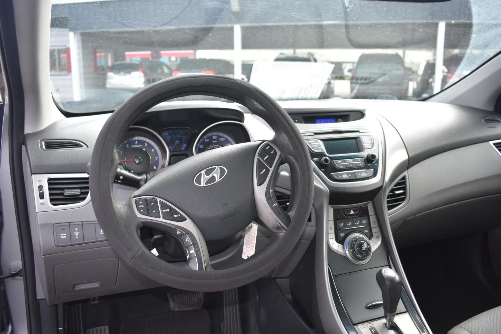 2013 GRAY Hyundai Elantra GLS A/T (KMHDH4AE7DU) with an 1.8L L4 DOHC 16V engine, 6-Speed Automatic transmission, located at 420 E. Kingsbury St., Seguin, TX, 78155, (830) 401-0495, 29.581060, -97.961647 - Photo#5