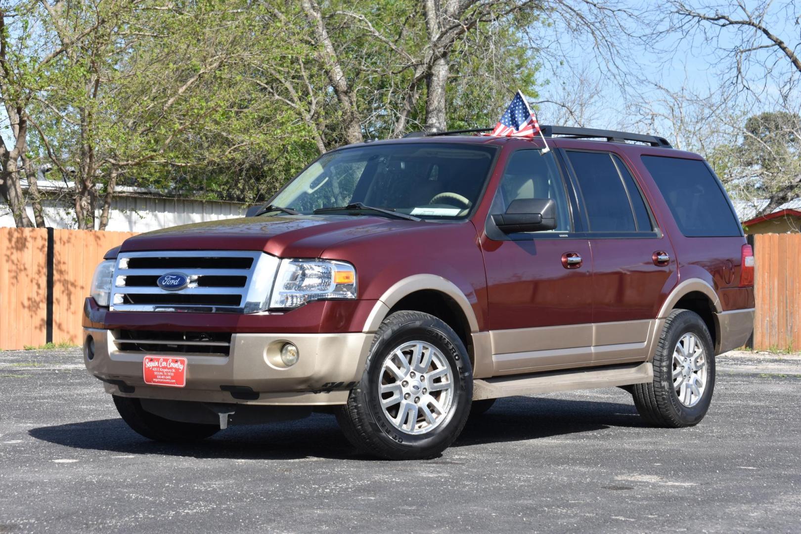 2012 RED Ford Expedition King Ranch 2WD (1FMJU1H55CE) with an 5.4L V8 SOHC 16V FFV engine, 6-Speed Automatic transmission, located at 420 E. Kingsbury St., Seguin, TX, 78155, (830) 401-0495, 29.581060, -97.961647 - Photo#3