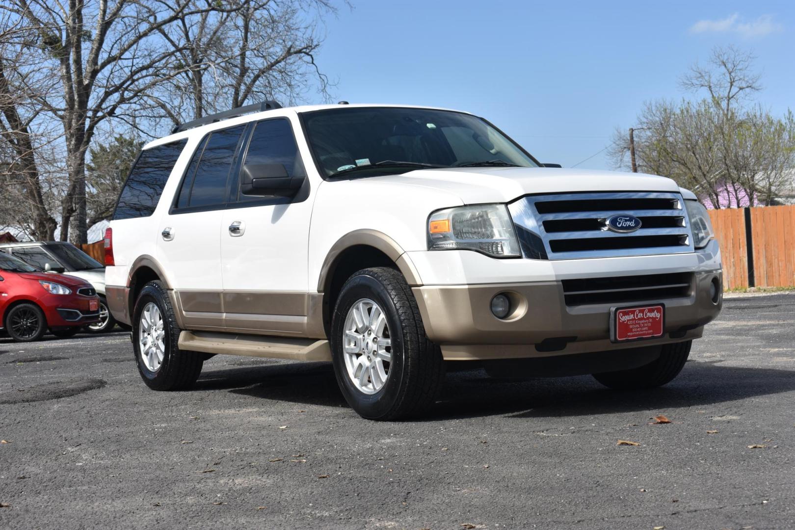 2014 WHITE Ford Expedition King Ranch 2WD (1FMJU1H50EE) with an 5.4L V8 SOHC 16V FFV engine, 6-Speed Automatic transmission, located at 420 E. Kingsbury St., Seguin, TX, 78155, (830) 401-0495, 29.581060, -97.961647 - Photo#0