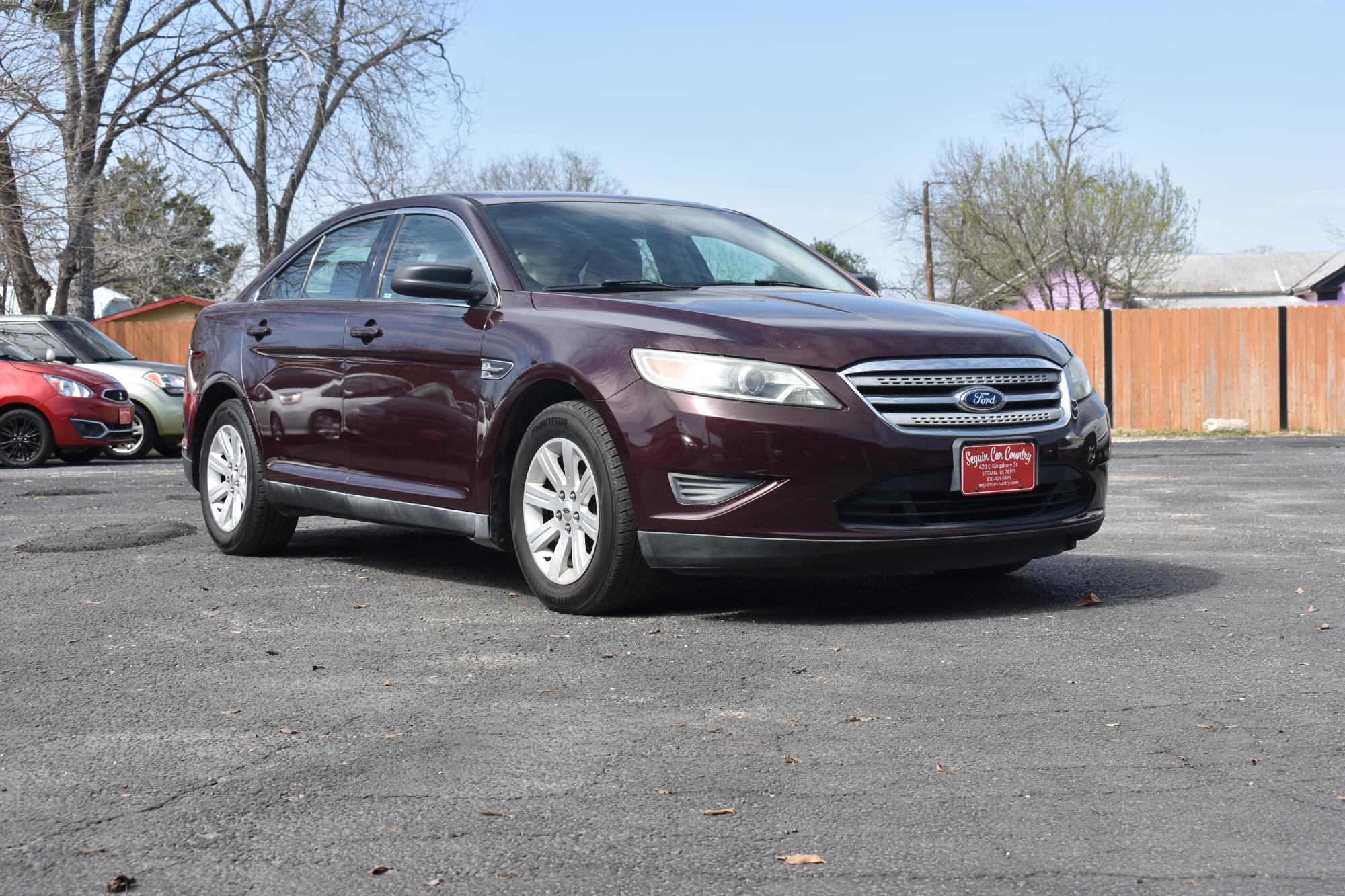 photo of 2011 Ford Taurus SE FWD
