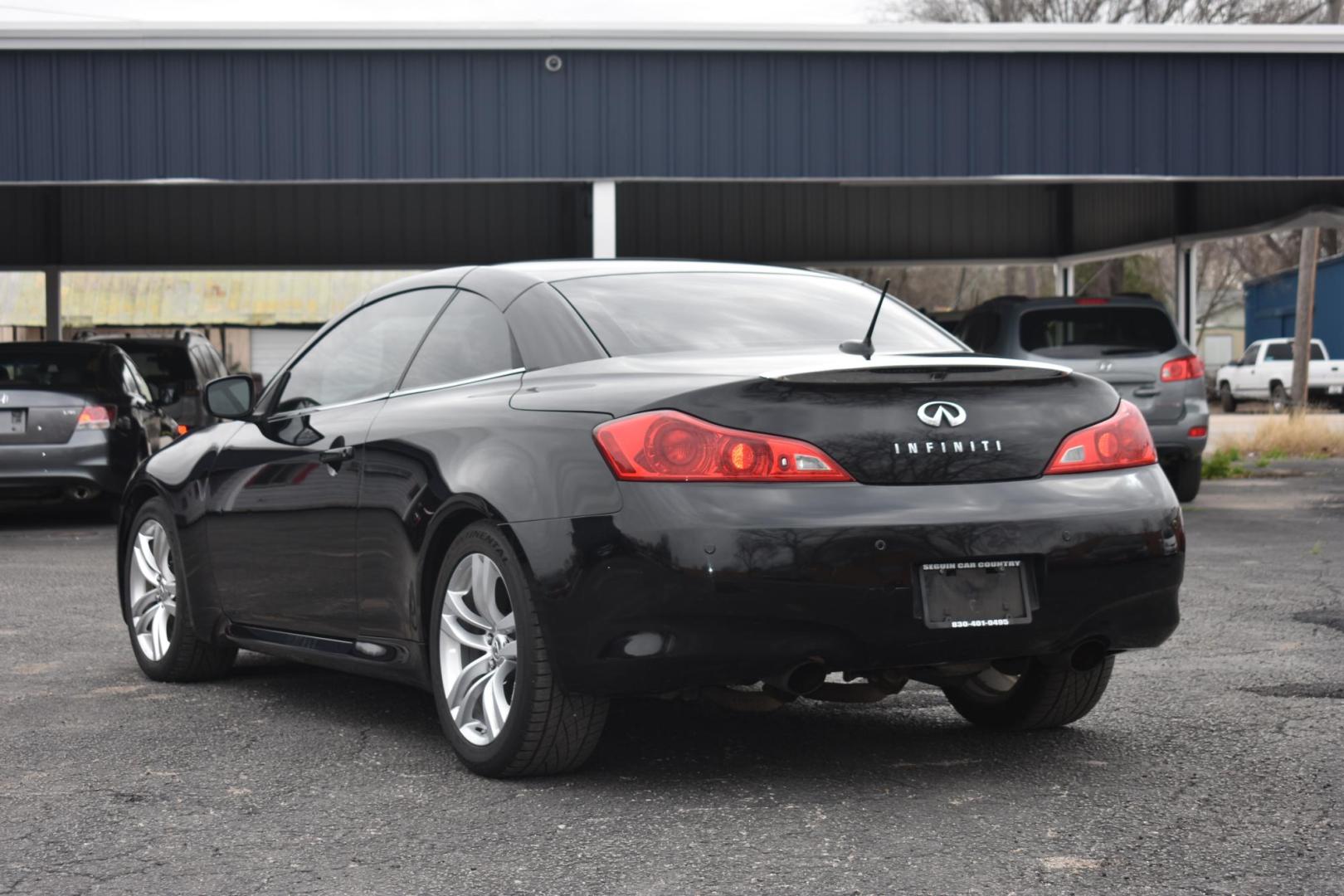 2010 BLACK Infiniti G Convertible Base (JN1CV6FE5AM) with an 3.7L V6 DOHC 24V engine, 5-Speed Automatic transmission, located at 420 E. Kingsbury St., Seguin, TX, 78155, (830) 401-0495, 29.581060, -97.961647 - Photo#1