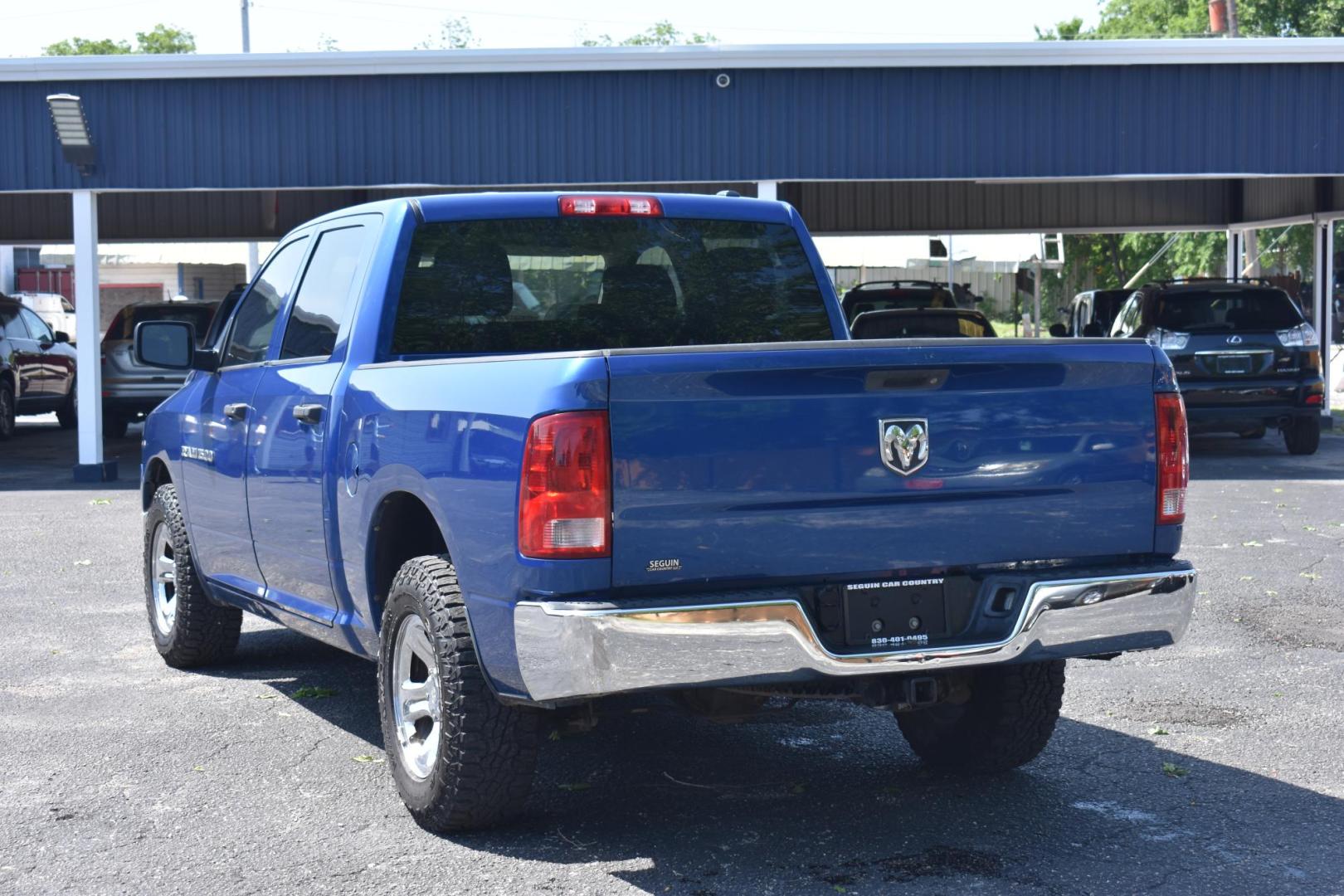 2011 BLUE Dodge Ram 1500 SLT Crew Cab 2WD (1D7RB1CT7BS) with an 5.7L V8 OHV 16V engine, 5-Speed Automatic transmission, located at 420 E. Kingsbury St., Seguin, TX, 78155, (830) 401-0495, 29.581060, -97.961647 - Photo#2