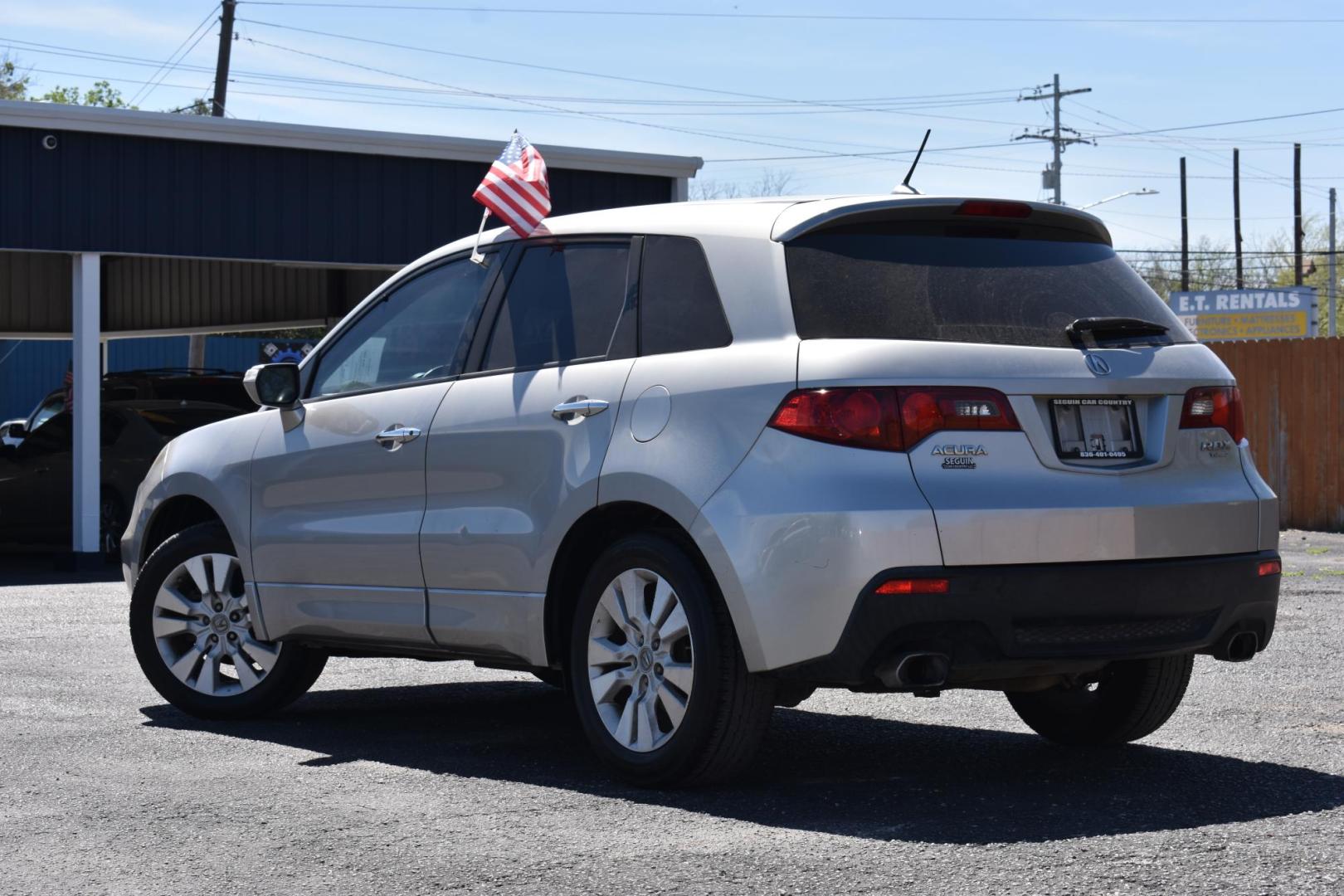 2011 GRAY Acura RDX 5-Spd AT (5J8TB2H2XBA) with an 2.3L L4 DOHC 16V engine, 5-Speed Automatic transmission, located at 420 E. Kingsbury St., Seguin, TX, 78155, (830) 401-0495, 29.581060, -97.961647 - Photo#2