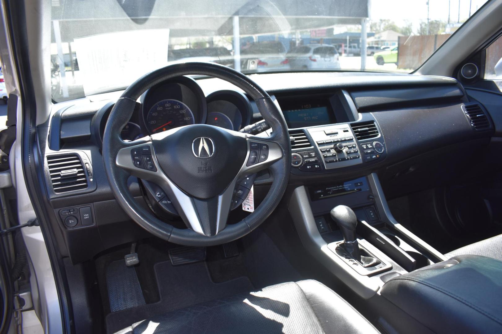 2011 GRAY Acura RDX 5-Spd AT (5J8TB2H2XBA) with an 2.3L L4 DOHC 16V engine, 5-Speed Automatic transmission, located at 420 E. Kingsbury St., Seguin, TX, 78155, (830) 401-0495, 29.581060, -97.961647 - Photo#6