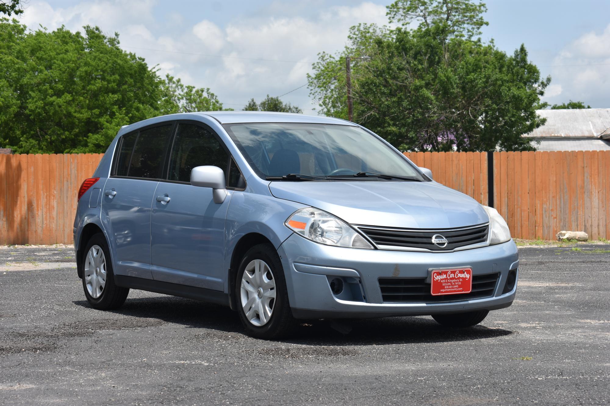 photo of 2012 Nissan Versa 1.8 SL Hatchback