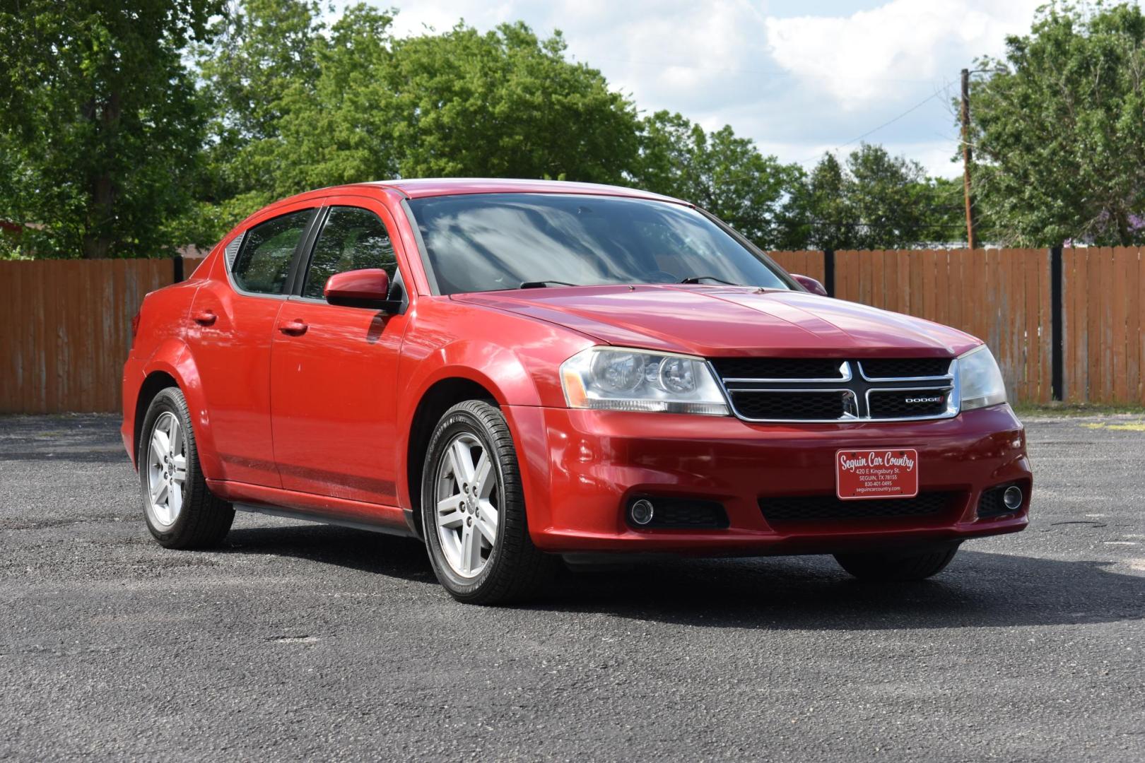 2014 RED Dodge Avenger SXT (1C3CDZCB2EN) with an 2.4L L4 DOHC 16V engine, 6-Speed Automatic transmission, located at 420 E. Kingsbury St., Seguin, TX, 78155, (830) 401-0495, 29.581060, -97.961647 - Photo#1