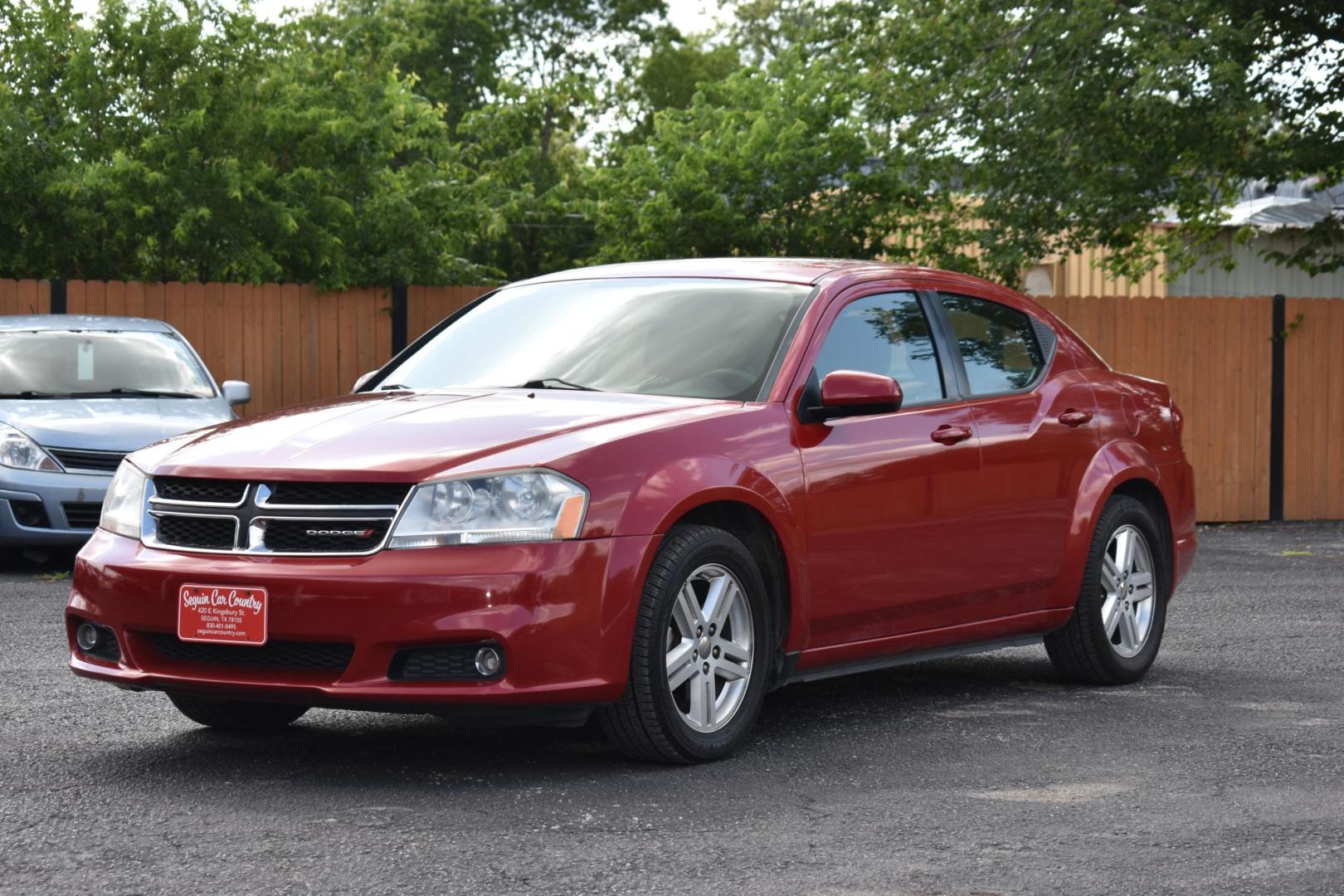 2014 RED Dodge Avenger SXT (1C3CDZCB2EN) with an 2.4L L4 DOHC 16V engine, 6-Speed Automatic transmission, located at 420 E. Kingsbury St., Seguin, TX, 78155, (830) 401-0495, 29.581060, -97.961647 - Photo#2