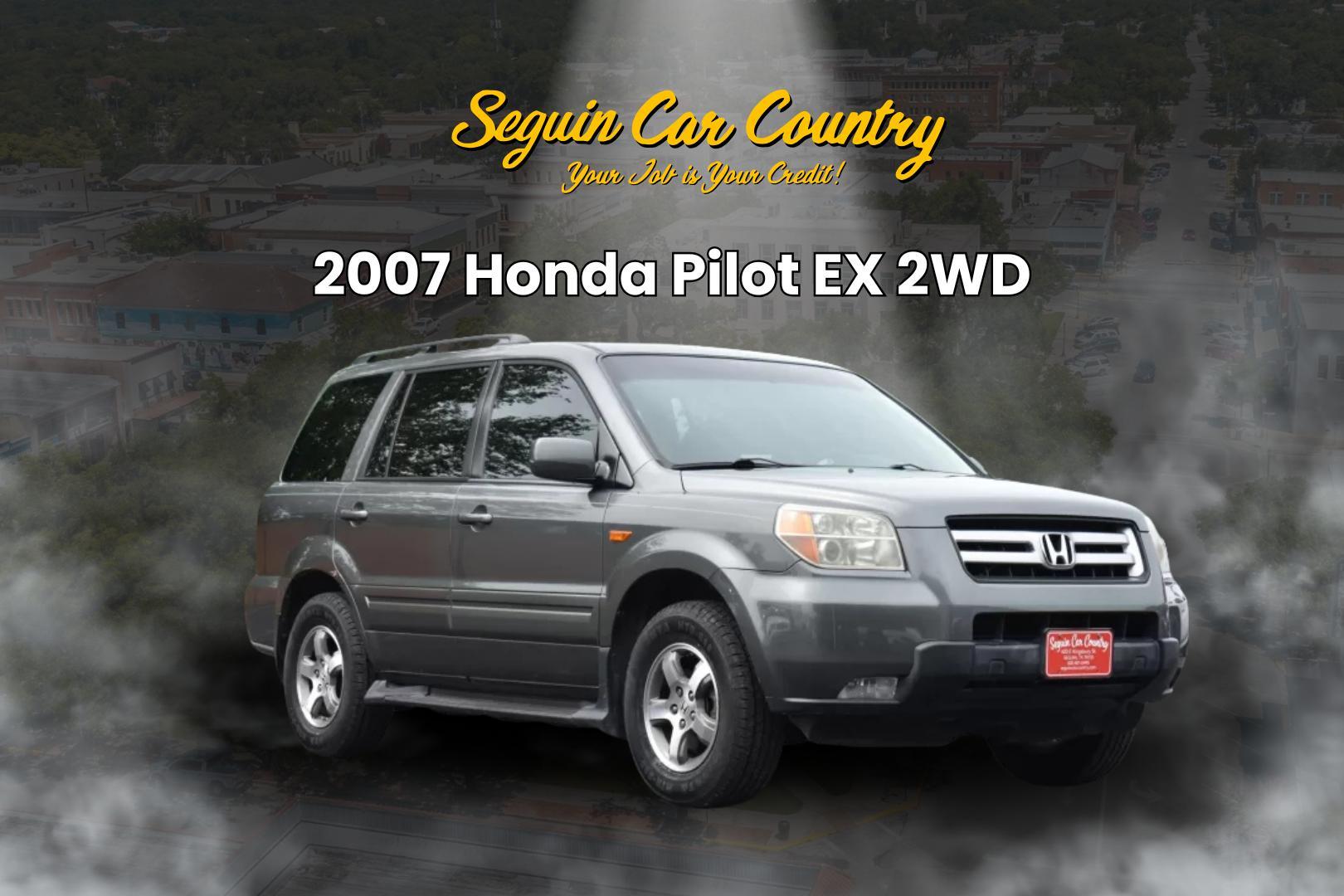 2007 GRAY Honda Pilot EX 2WD (5FNYF28447B) with an 3.5L V6 SOHC 24V engine, 5-Speed Automatic Overdrive transmission, located at 420 E. Kingsbury St., Seguin, TX, 78155, (830) 401-0495, 29.581060, -97.961647 - Photo#0