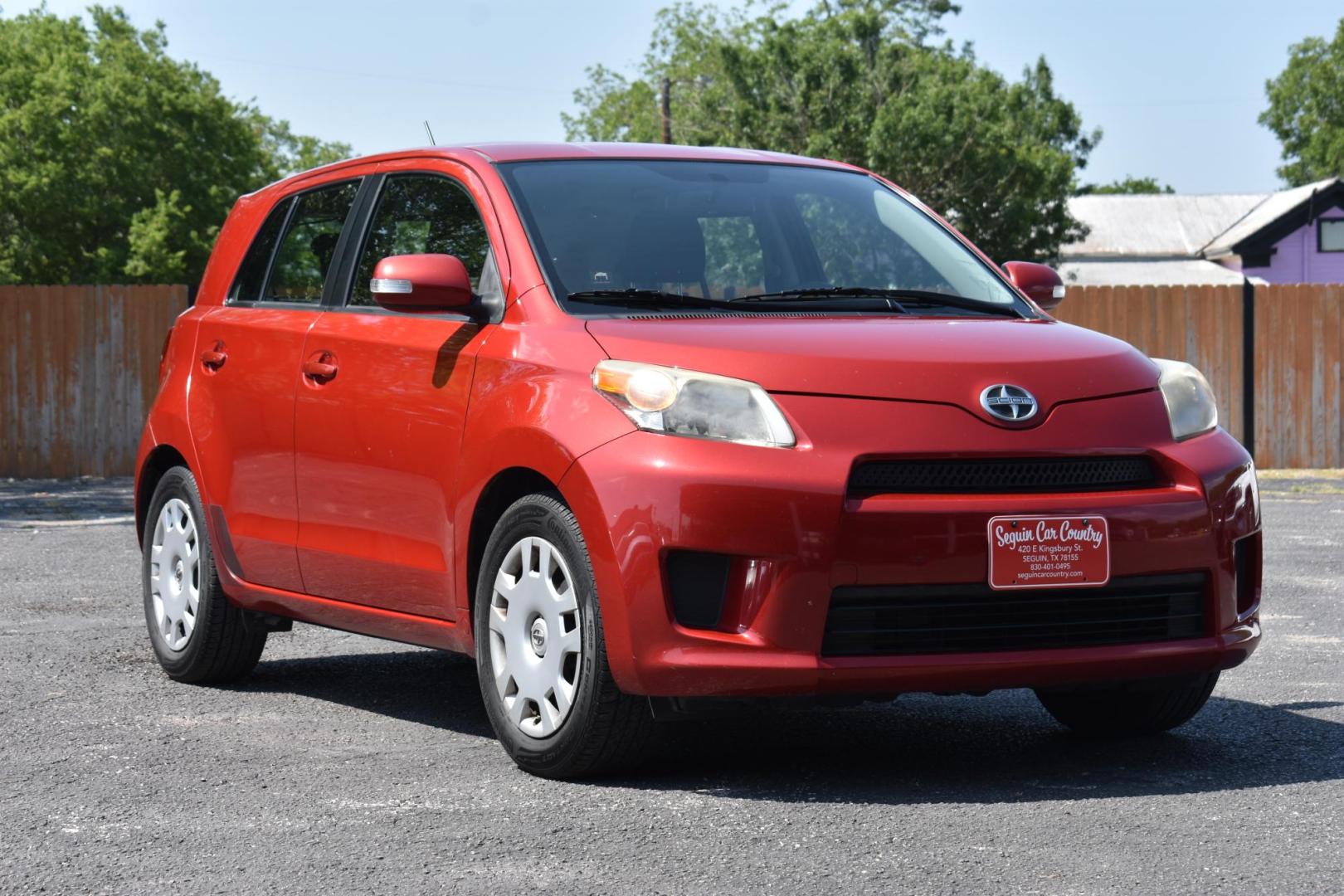 2008 RED Scion xD 5-Door Wagon (JTKKU10418J) with an 1.8L L4 DOHC16V engine, located at 420 E. Kingsbury St., Seguin, TX, 78155, (830) 401-0495, 29.581060, -97.961647 - Photo#1