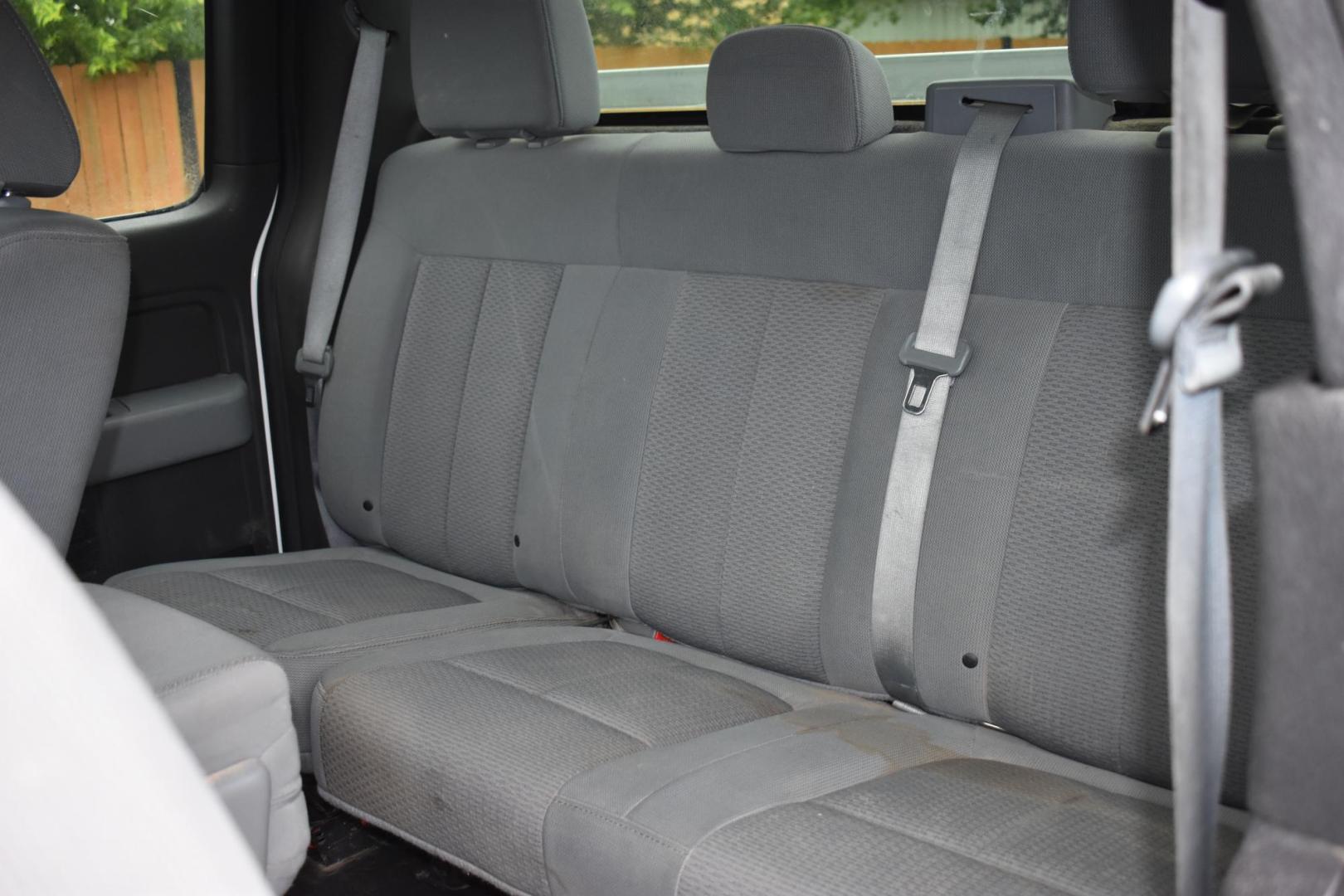 2014 WHITE Ford F-150 FX4 SuperCab 6.5-ft. Bed 4WD (1FTFX1EF7EK) with an 5.0L V8 engine, 6-Speed Automatic transmission, located at 420 E. Kingsbury St., Seguin, TX, 78155, (830) 401-0495, 29.581060, -97.961647 - Photo#5