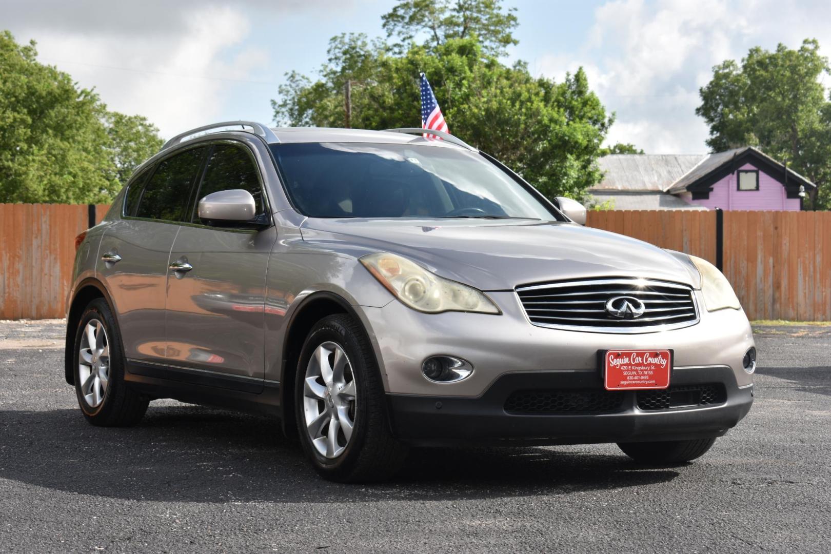 2010 GRAY Infiniti EX EX35 (JN1AJ0HP9AM) with an 3.5L V6 DOHC 24V engine, 5-Speed Automatic transmission, located at 420 E. Kingsbury St., Seguin, TX, 78155, (830) 401-0495, 29.581060, -97.961647 - Photo#1