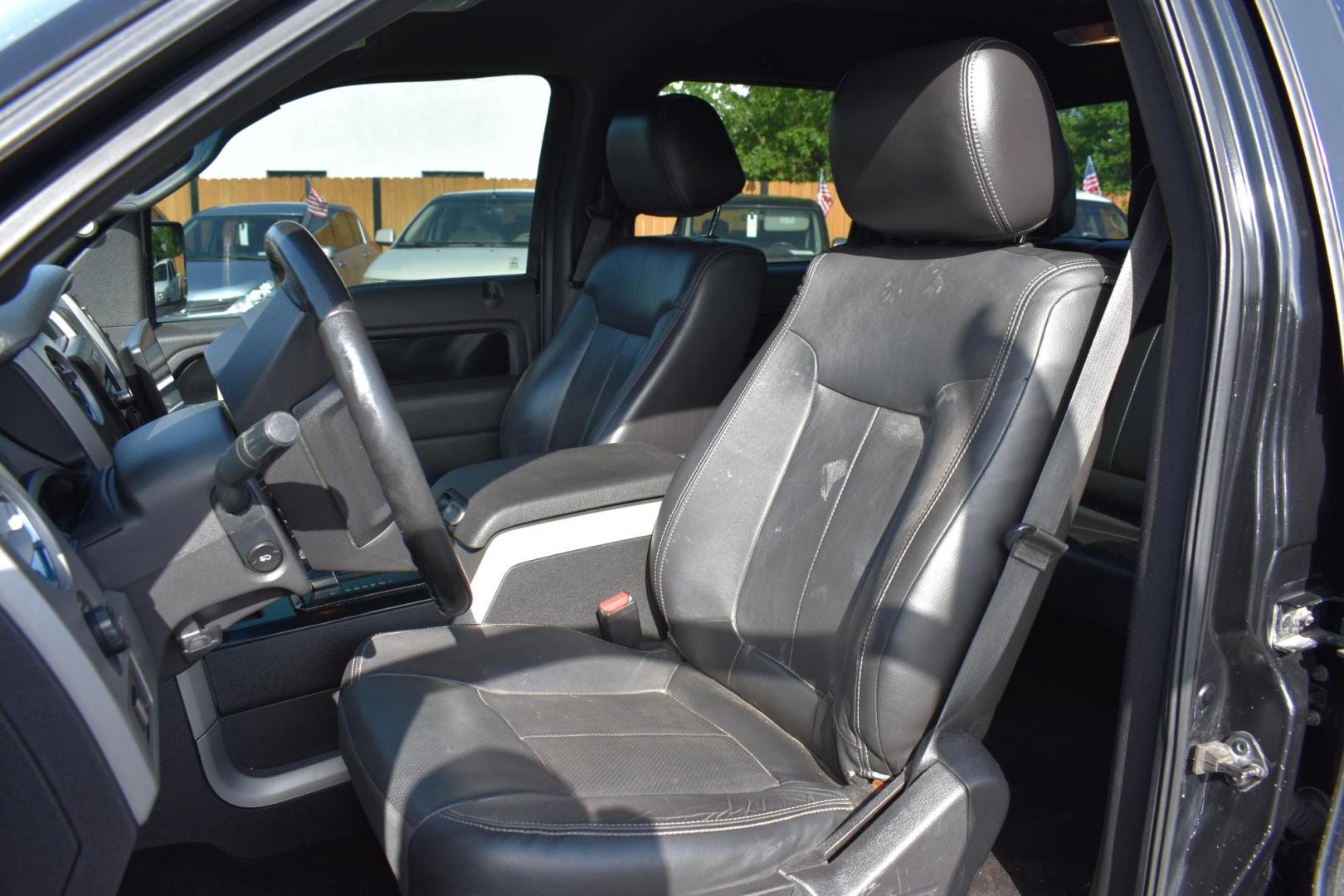 2012 BLACK Ford F-150 FX2 SuperCrew 5.5-ft. Bed 2WD (1FTFW1CF7CK) with an 5.0L V8 engine, 6-Speed Automatic transmission, located at 420 E. Kingsbury St., Seguin, TX, 78155, (830) 401-0495, 29.581060, -97.961647 - Photo#3