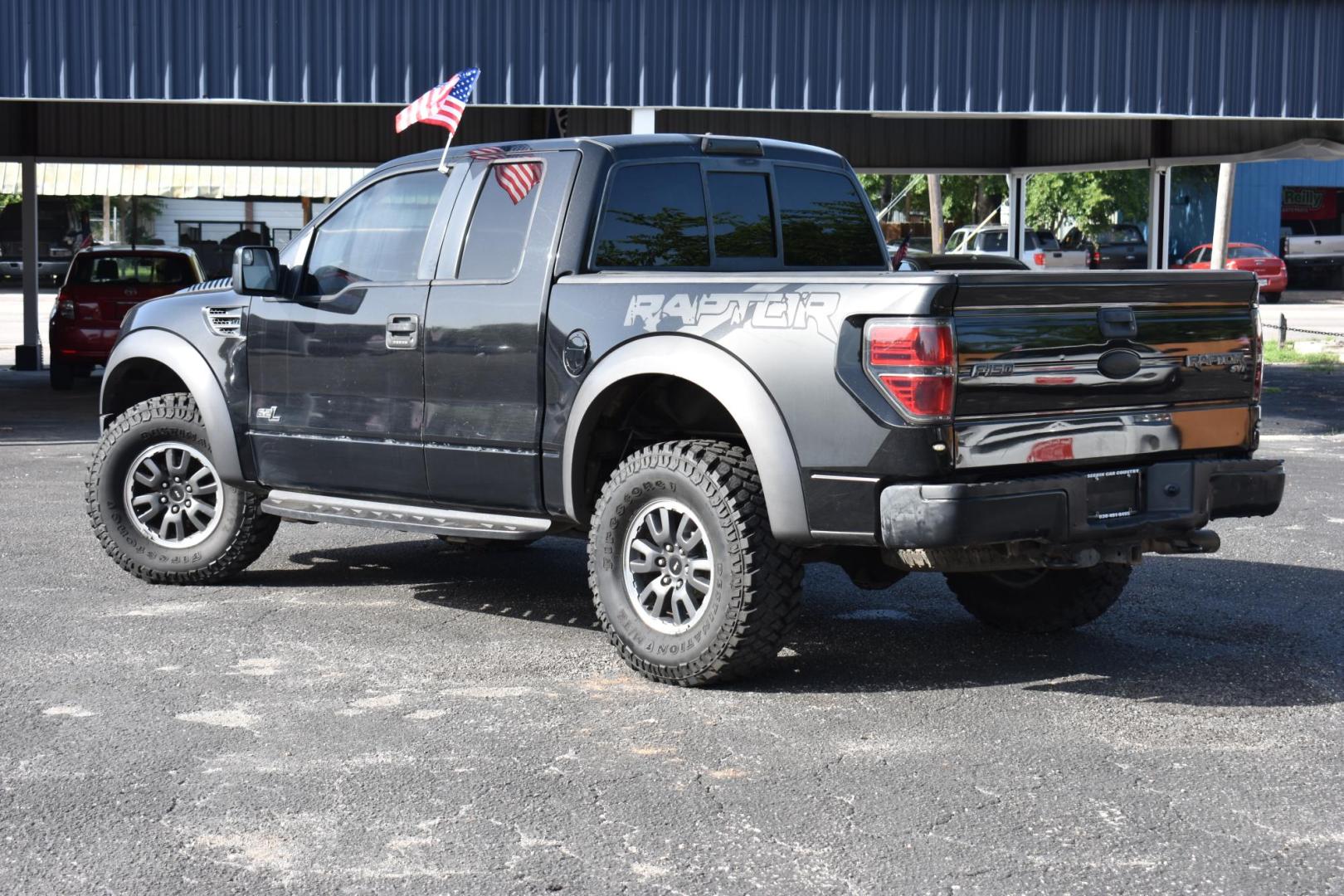2011 BLACK Ford F-150 SVT Raptor SuperCab 5.5-ft. Bed 4WD (1FTEX1R61BF) with an 6.2L V8 SOHC 16V engine, 4-Speed Automatic transmission, located at 420 E. Kingsbury St., Seguin, TX, 78155, (830) 401-0495, 29.581060, -97.961647 - Photo#2
