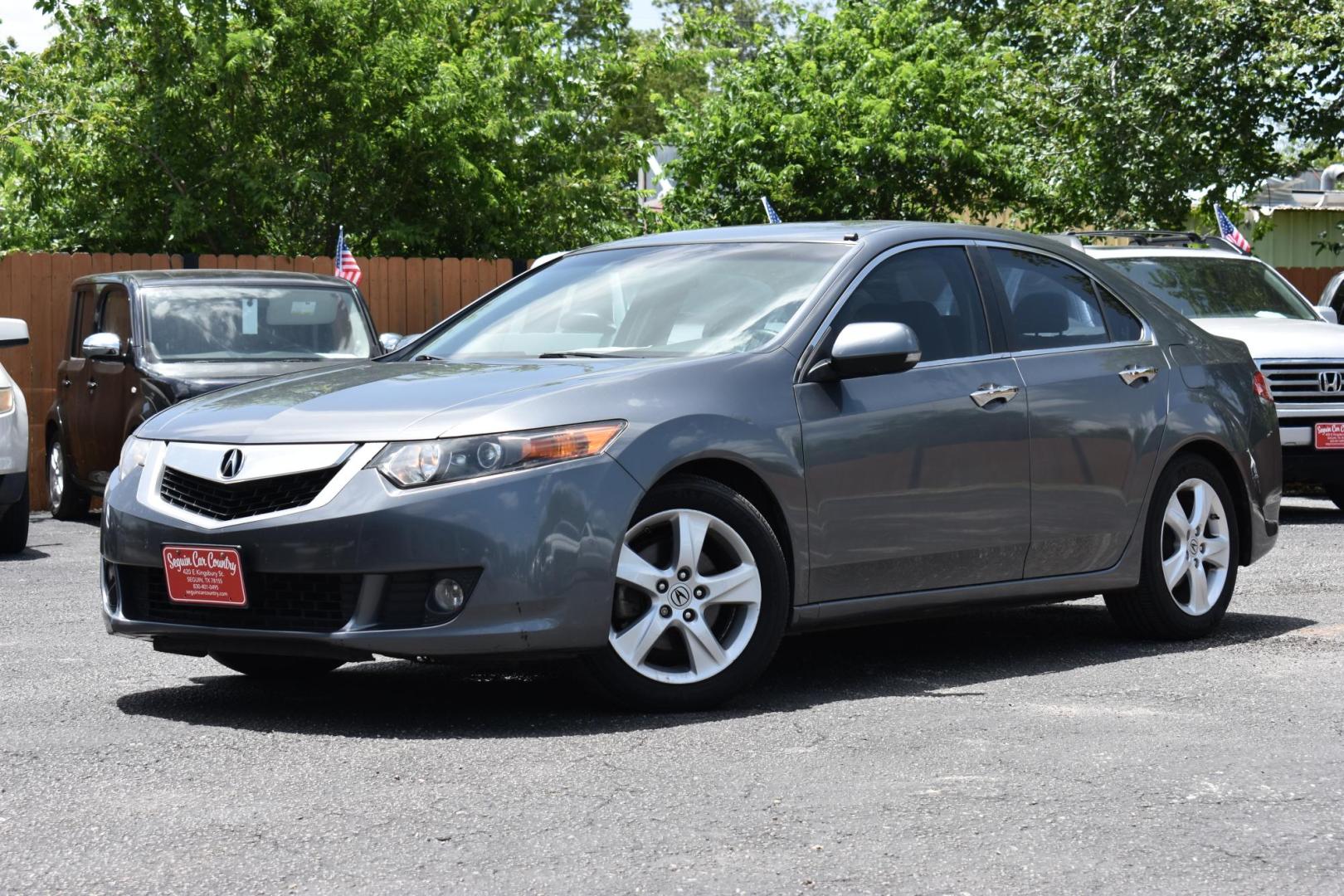 2010 GRAY Acura TSX 5-Speed AT (JH4CU2F63AC) with an 2.4L L4 DOHC 16V engine, 5-Speed Automatic transmission, located at 420 E. Kingsbury St., Seguin, TX, 78155, (830) 401-0495, 29.581060, -97.961647 - Photo#2