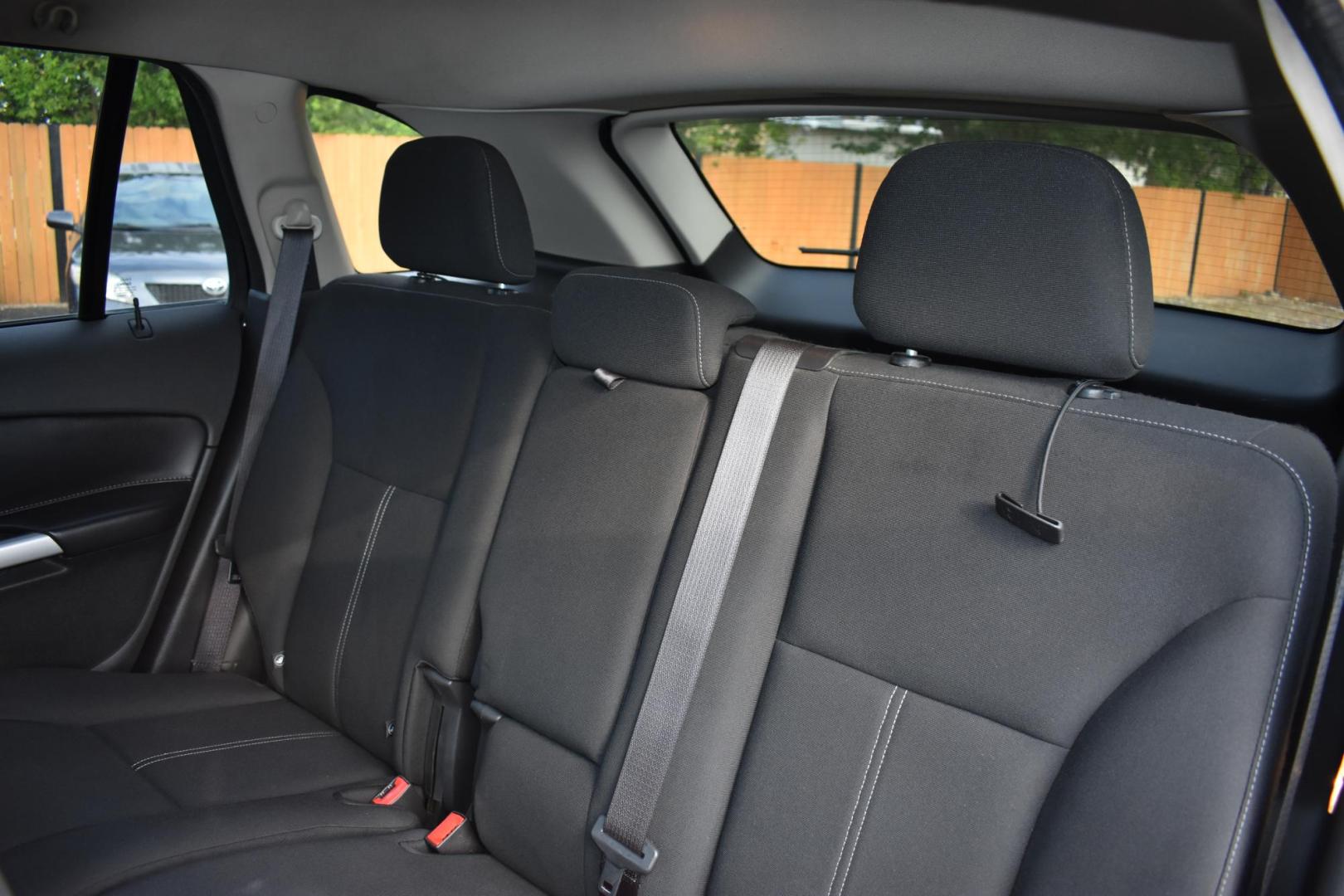 2014 Ford Edge SE FWD (2FMDK3GC8EB) with an 3.5L V6 DOHC 24V engine, 6-Speed Automatic transmission, located at 420 E. Kingsbury St., Seguin, TX, 78155, (830) 401-0495, 29.581060, -97.961647 - Photo#3