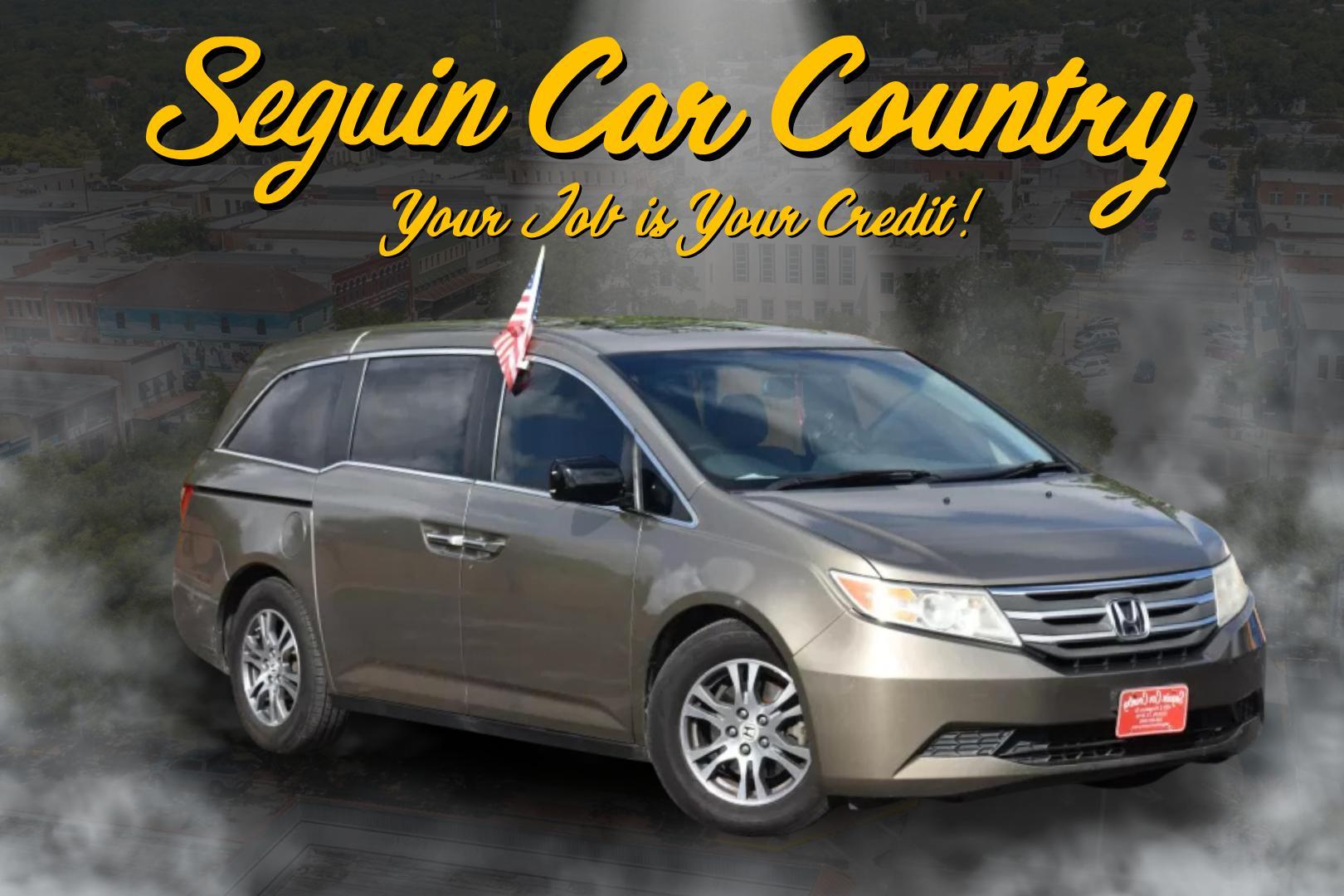 2011 GOLD Honda Odyssey EX-L (5FNRL5H69BB) with an 3.5L V6 SOHC 24V engine, 5-Speed Automatic transmission, located at 420 E. Kingsbury St., Seguin, TX, 78155, (830) 401-0495, 29.581060, -97.961647 - Photo#0
