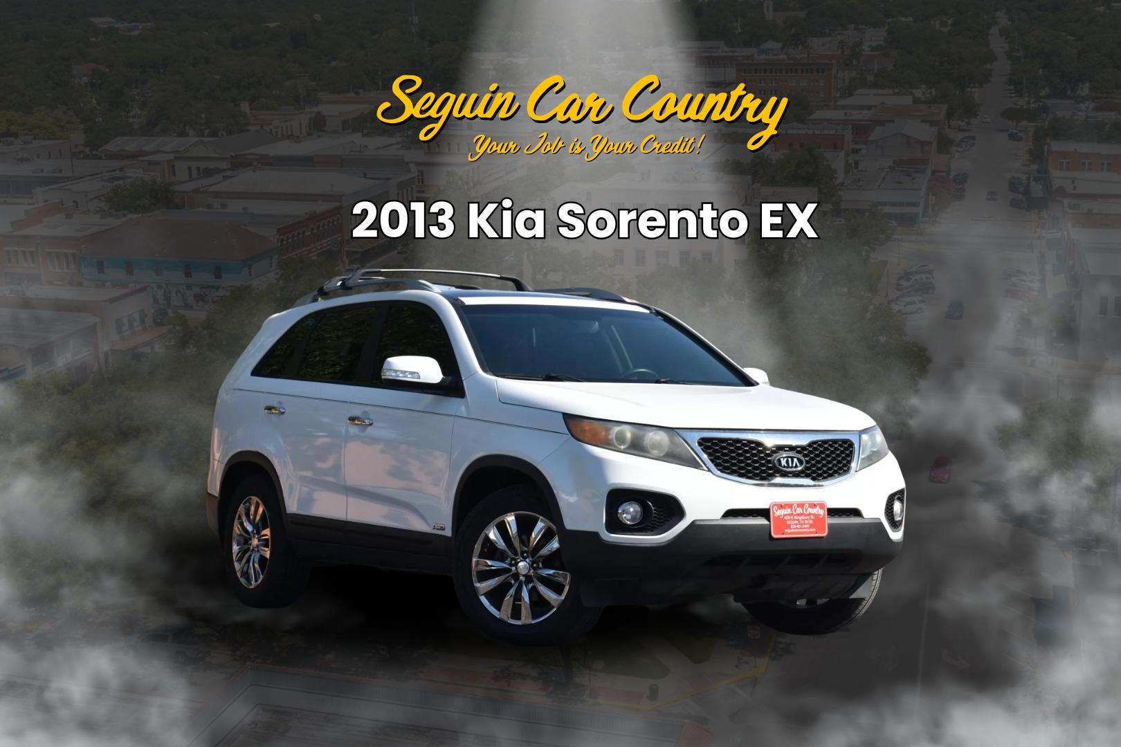 2013 WHITE Kia Sorento EX V6 4WD (5XYKUDA28DG) with an 3.5L V6 DOHC 24V engine, 6-Speed Automatic transmission, located at 420 E. Kingsbury St., Seguin, TX, 78155, (830) 401-0495, 29.581060, -97.961647 - Photo#0