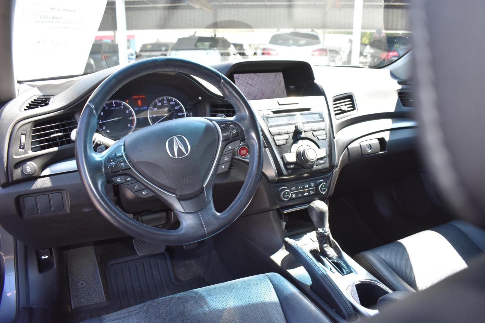 2013 GRAY Acura ILX 5-Spd AT w/ Technology Package (19VDE1F77DE) with an 2.0L L4 16V DOHC engine, 5-Speed Automatic transmission, located at 420 E. Kingsbury St., Seguin, TX, 78155, (830) 401-0495, 29.581060, -97.961647 - Photo#6
