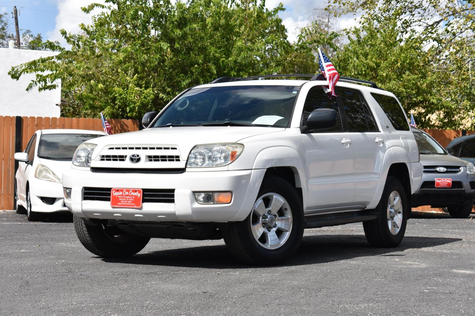 2004 WHITE Toyota 4Runner Sport Edition 2WD (JTEZU14R040) with an 4.0L V6 DOHC 24V engine, located at 420 E. Kingsbury St., Seguin, TX, 78155, (830) 401-0495, 29.581060, -97.961647 - Photo#3