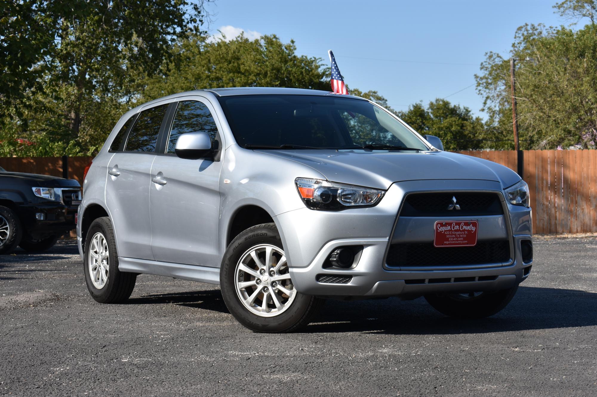 photo of 2011 Mitsubishi Outlander Sport ES 2WD