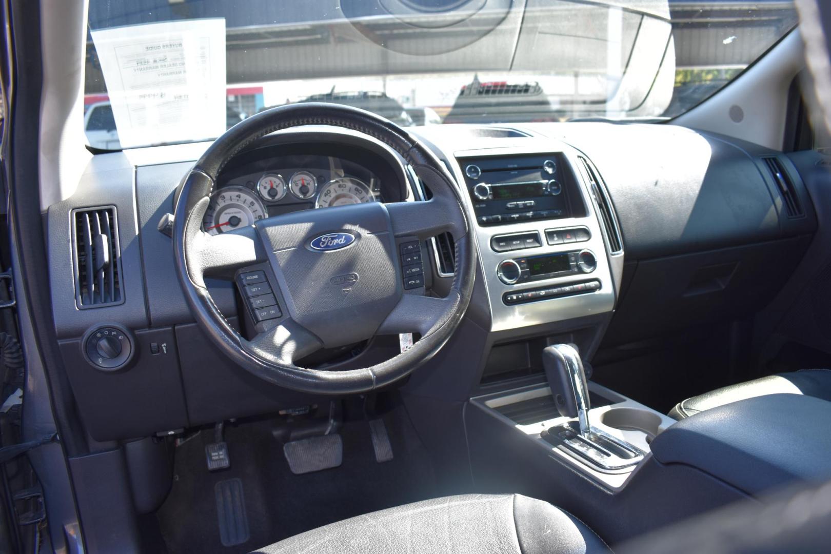 2009 GRAY Ford Edge Limited FWD (2FMDK39C99B) with an 3.5L V6 DOHC 24V engine, 6-Speed Automatic transmission, located at 420 E. Kingsbury St., Seguin, TX, 78155, (830) 401-0495, 29.581060, -97.961647 - Photo#6