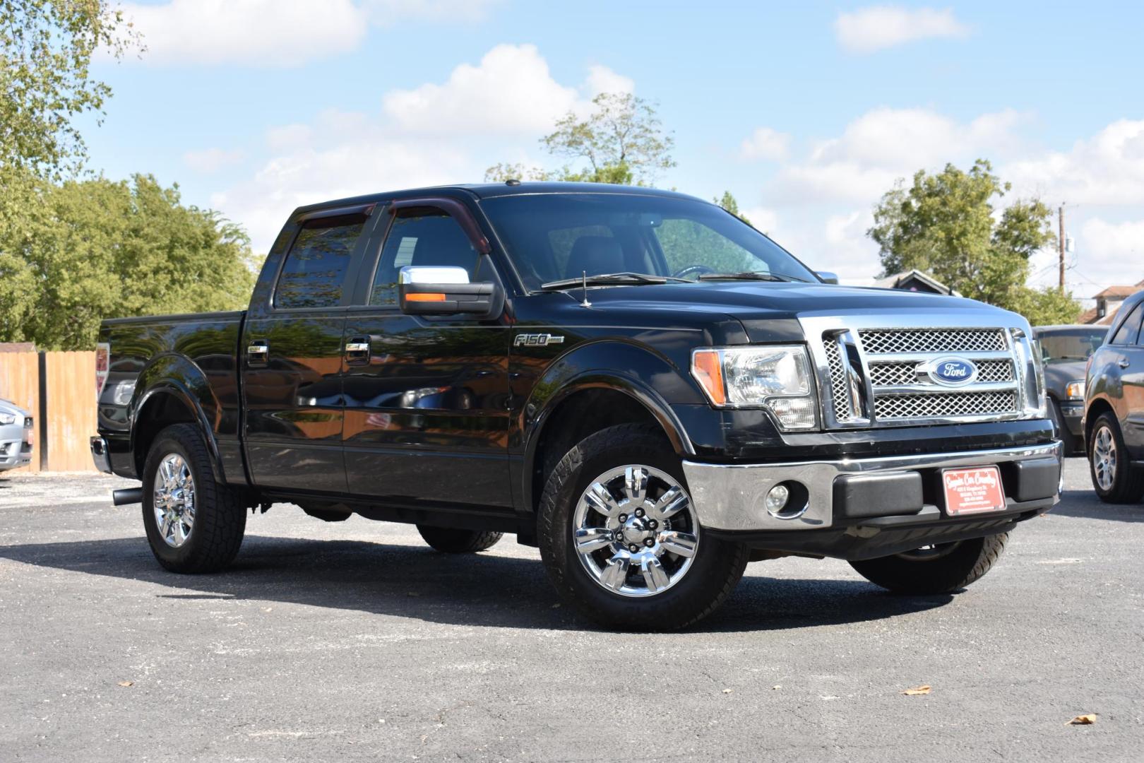 2011 BLACK Ford F-150 FX2 SuperCrew 5.5-ft. Bed 2WD (1FTFW1CF0BK) with an 5.0L V8 engine, 4-Speed Automatic transmission, located at 420 E. Kingsbury St., Seguin, TX, 78155, (830) 401-0495, 29.581060, -97.961647 - Photo#0