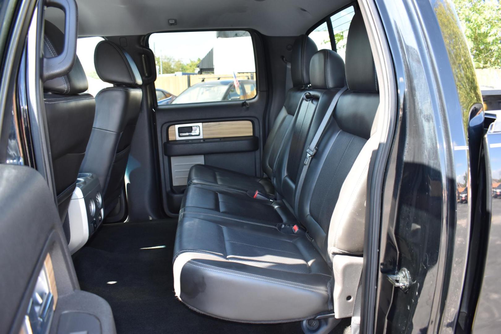 2011 BLACK Ford F-150 FX2 SuperCrew 5.5-ft. Bed 2WD (1FTFW1CF0BK) with an 5.0L V8 engine, 4-Speed Automatic transmission, located at 420 E. Kingsbury St., Seguin, TX, 78155, (830) 401-0495, 29.581060, -97.961647 - Photo#4