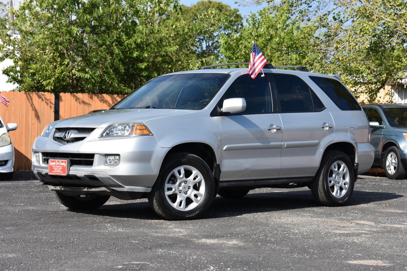 2006 SILVER Acura MDX Touring with Navigation System and Rear DVD System (2HNYD18936H) with an 3.5L V6 SOHC 24V engine, 5-Speed Automatic Overdrive transmission, located at 420 E. Kingsbury St., Seguin, TX, 78155, (830) 401-0495, 29.581060, -97.961647 - Photo#2