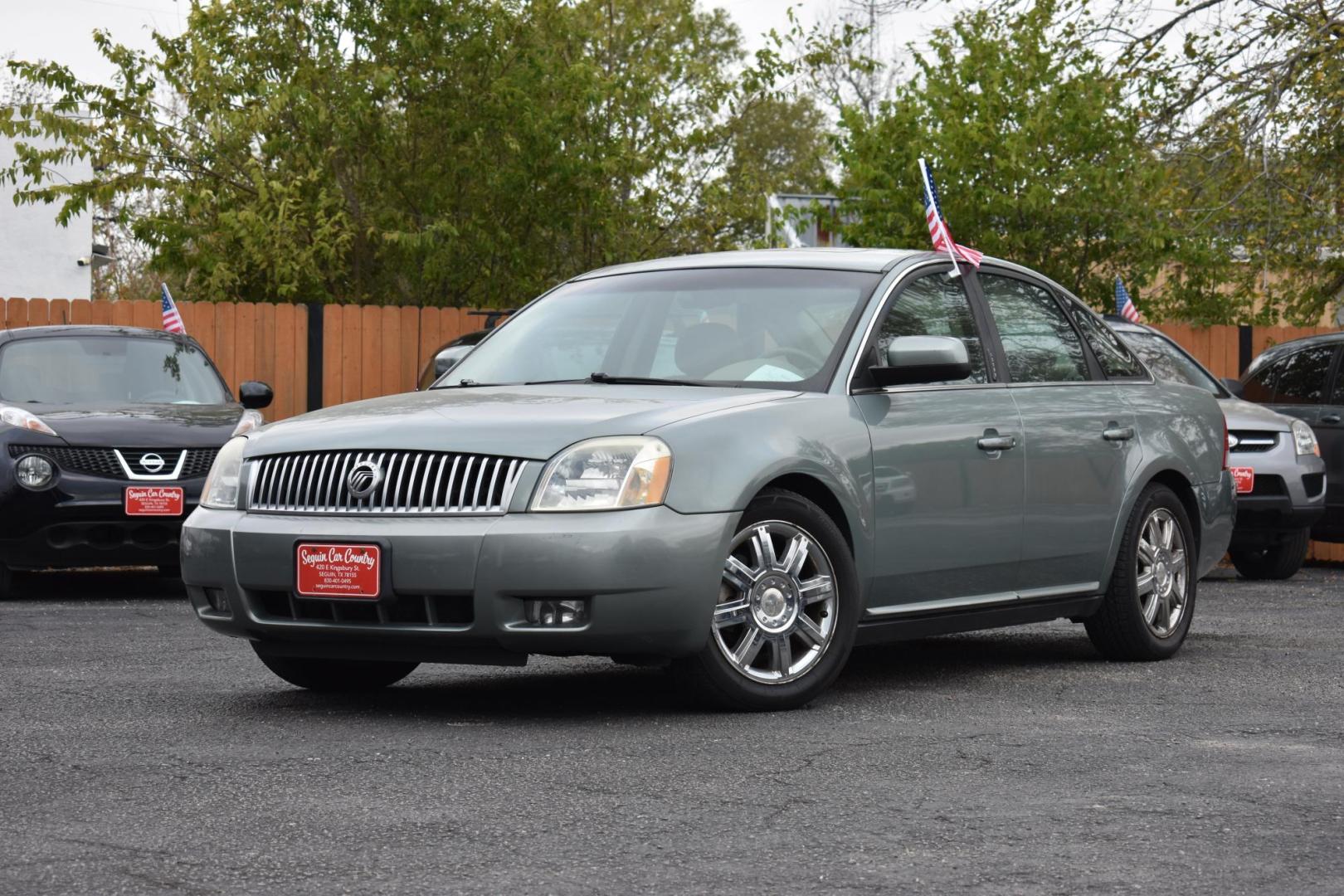 2007 GRAY Mercury Montego Premier (1MEHM42157G) with an 3.0L V6 DOHC 24V engine, 6-Speed Automatic Overdrive transmission, located at 420 E. Kingsbury St., Seguin, TX, 78155, (830) 401-0495, 29.581060, -97.961647 - Photo#3