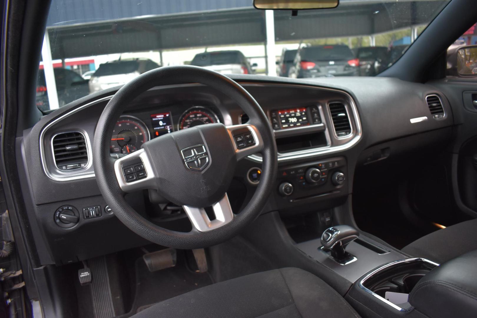 2014 BLACK Dodge Charger SE (2C3CDXBG9EH) with an 3.6L V6 DOHC 24V engine, 5-Speed Automatic transmission, located at 420 E. Kingsbury St., Seguin, TX, 78155, (830) 401-0495, 29.581060, -97.961647 - Photo#6