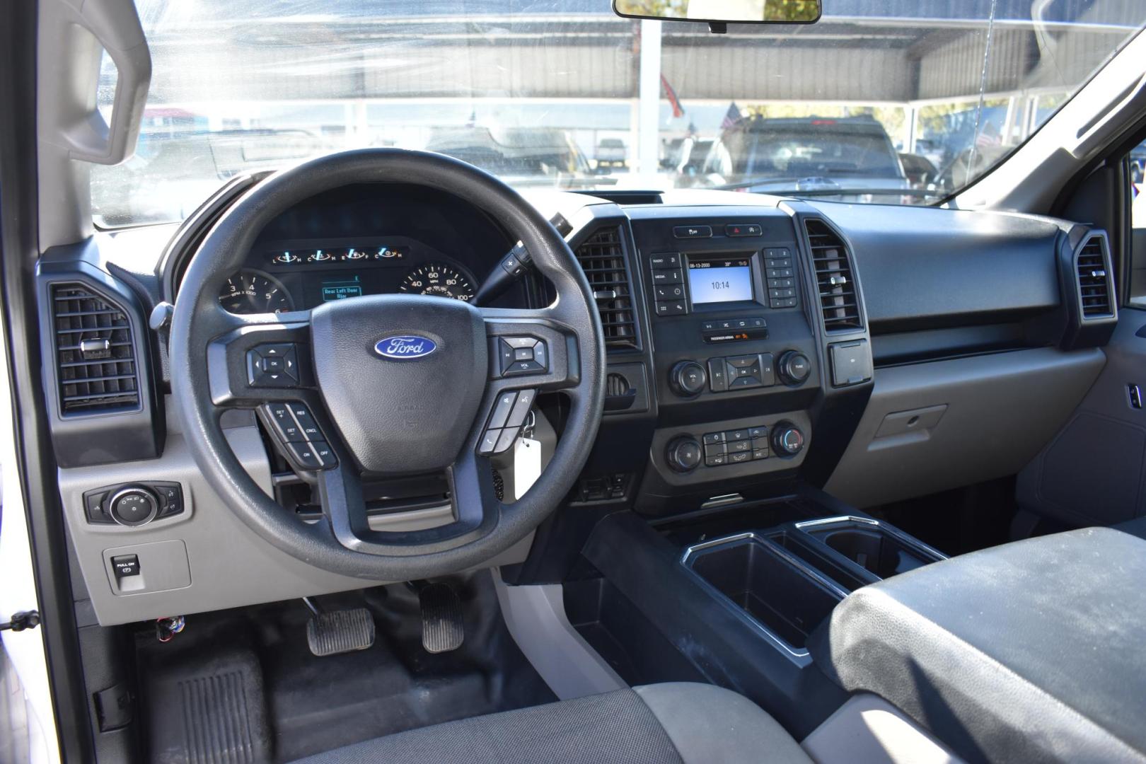 2019 WHITE Ford F-150 King-Ranch SuperCrew 5.5-ft. 2WD (1FTEW1C56KK) with an 5.0L V8 OHV 32V engine, 6A transmission, located at 420 E. Kingsbury St., Seguin, TX, 78155, (830) 401-0495, 29.581060, -97.961647 - Photo#6