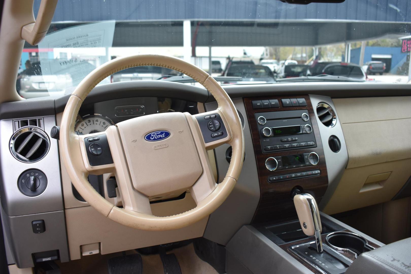 2012 BLUE Ford Expedition King Ranch 2WD (1FMJU1H53CE) with an 5.4L V8 SOHC 16V FFV engine, 6-Speed Automatic transmission, located at 420 E. Kingsbury St., Seguin, TX, 78155, (830) 401-0495, 29.581060, -97.961647 - Photo#5