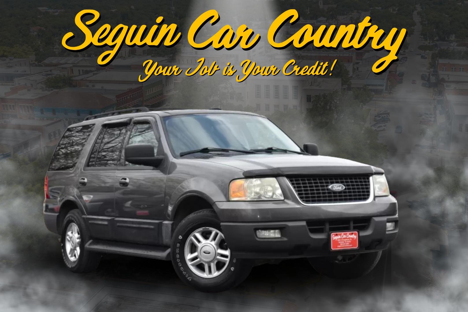2005 GRAY Ford Expedition XLT 2WD (1FMPU15525L) with an 5.4L V8 SOHC 16V engine, 4-Speed Automatic Overdrive transmission, located at 420 E. Kingsbury St., Seguin, TX, 78155, (830) 401-0495, 29.581060, -97.961647 - Photo#0
