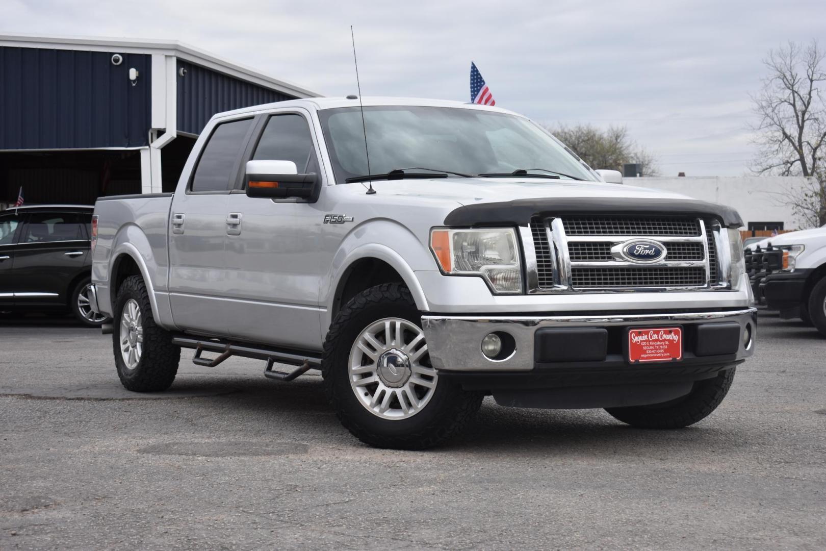 2011 SILVER Ford F-150 FX2 SuperCrew 5.5-ft. Bed 2WD (1FTFW1CF9BF) with an 5.0L V8 engine, 4-Speed Automatic transmission, located at 420 E. Kingsbury St., Seguin, TX, 78155, (830) 401-0495, 29.581060, -97.961647 - Photo#1