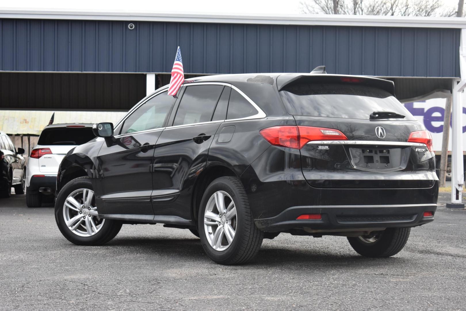 2015 BLACK Acura RDX 6-Spd AT w/ Technology Package (5J8TB3H59FL) with an 2.3L L4 DOHC 16V engine, 6-Speed Automatic transmission, located at 420 E. Kingsbury St., Seguin, TX, 78155, (830) 401-0495, 29.581060, -97.961647 - Photo#2