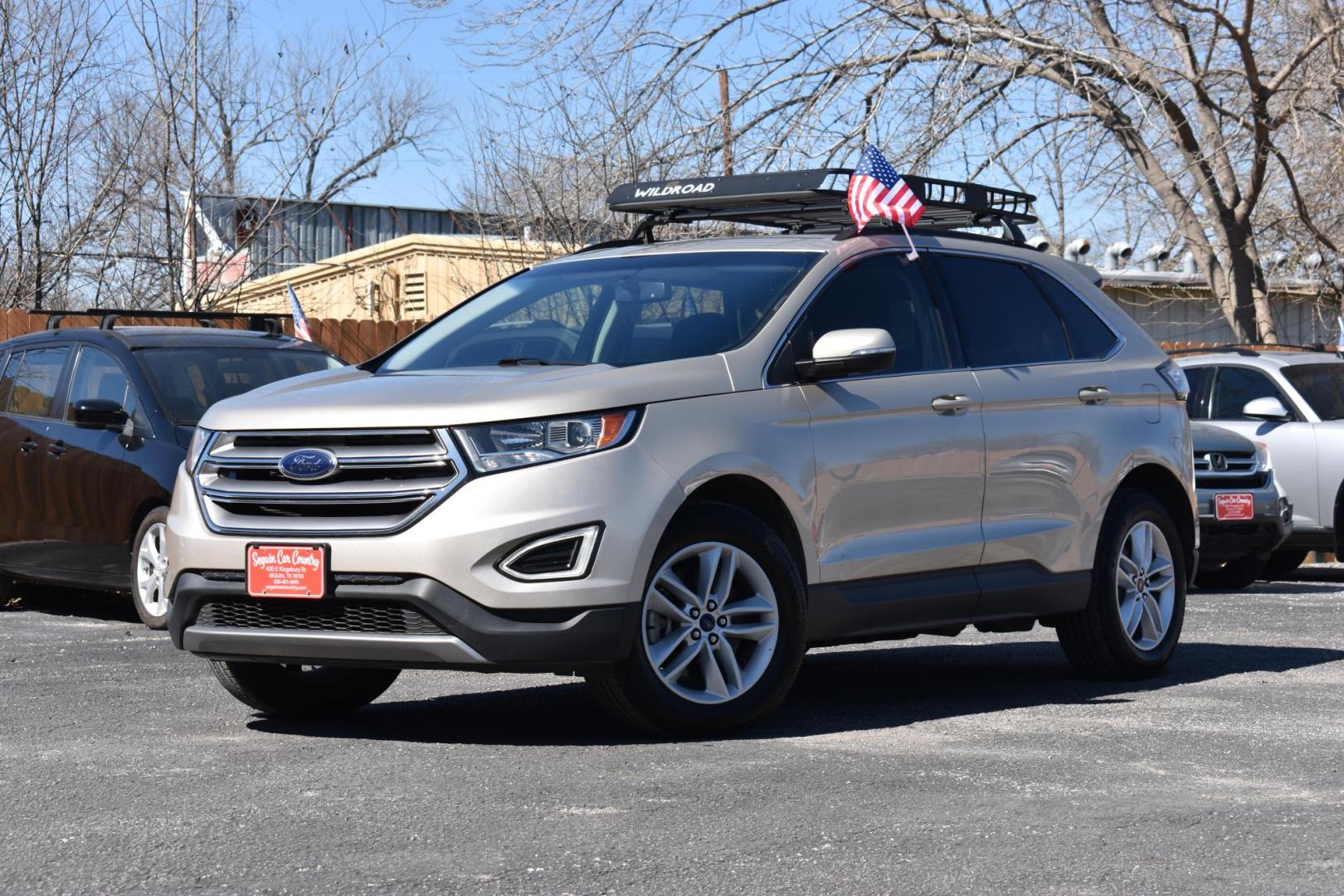 2017 TAN Ford Edge SEL AWD (2FMPK4J82HB) with an 3.5L V6 DOHC 24V engine, 6A transmission, located at 420 E. Kingsbury St., Seguin, TX, 78155, (830) 401-0495, 29.581060, -97.961647 - Photo#2