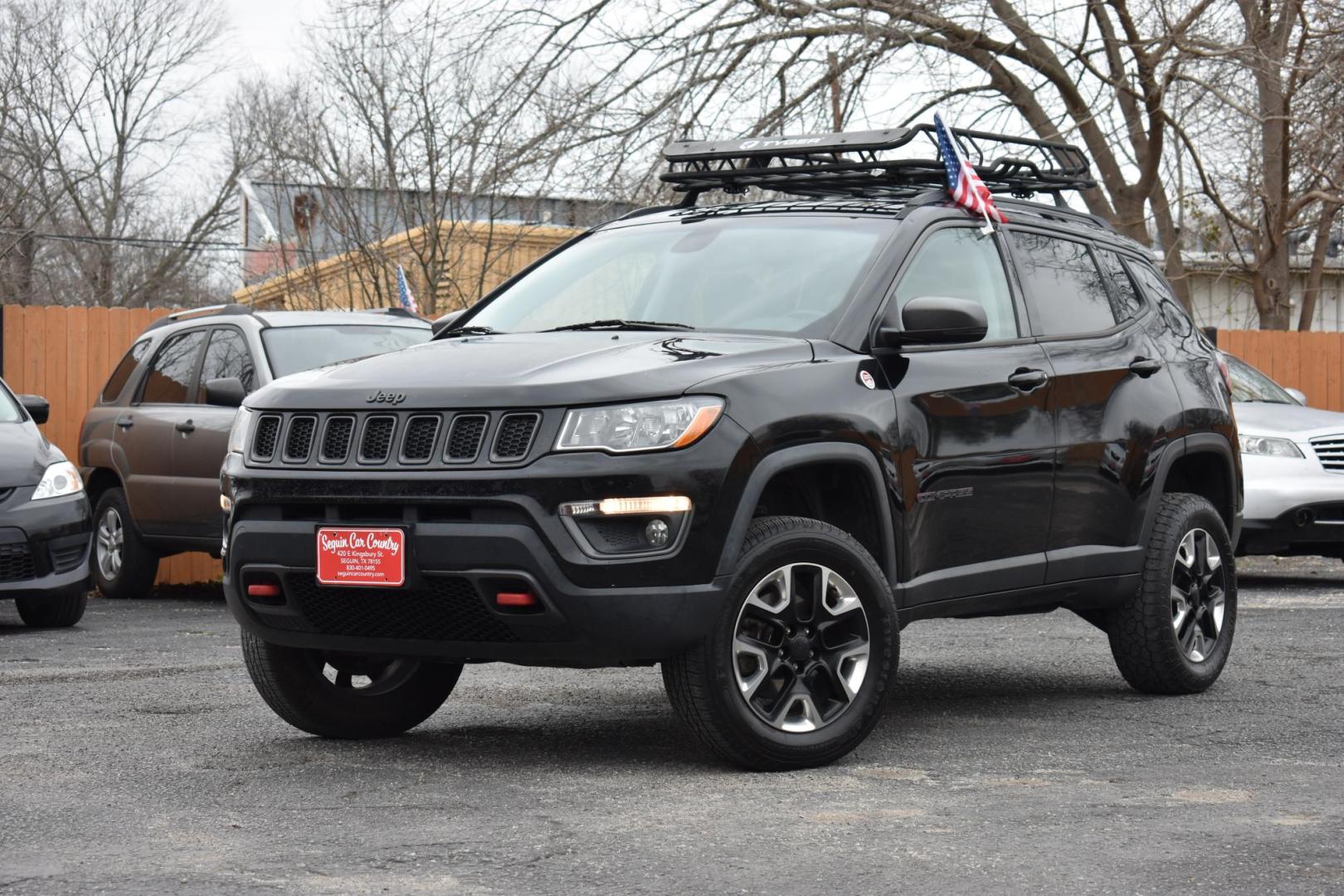 2018 BLACK Jeep Compass Limited 4WD (3C4NJDDB4JT) with an 2.4L L4 DOHC 16V engine, CVT transmission, located at 420 E. Kingsbury St., Seguin, TX, 78155, (830) 401-0495, 29.581060, -97.961647 - Photo#3