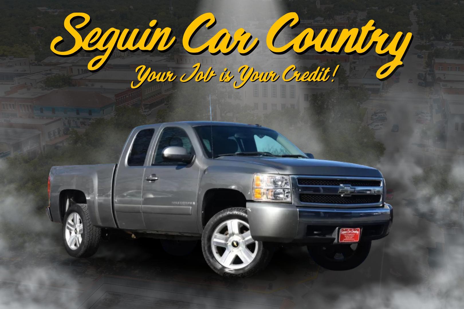 2008 GRAY Chevrolet Silverado 1500 LT1 Ext. Cab Long Box 2WD (1GCEC19J88Z) with an 5.3L V8 OHV 16V engine, 4-Speed Automatic Overdrive transmission, located at 420 E. Kingsbury St., Seguin, TX, 78155, (830) 401-0495, 29.581060, -97.961647 - Photo#0