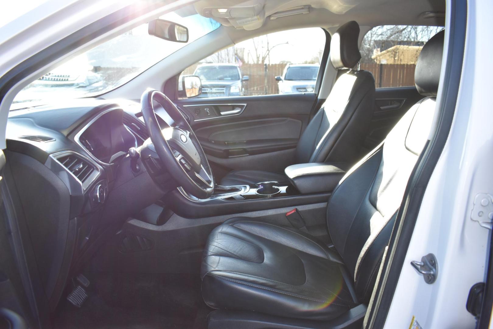 2017 WHITE Ford Edge Titanium AWD (2FMPK4K84HB) with an 3.5L V6 DOHC 24V engine, 6A transmission, located at 420 E. Kingsbury St., Seguin, TX, 78155, (830) 401-0495, 29.581060, -97.961647 - Photo#4